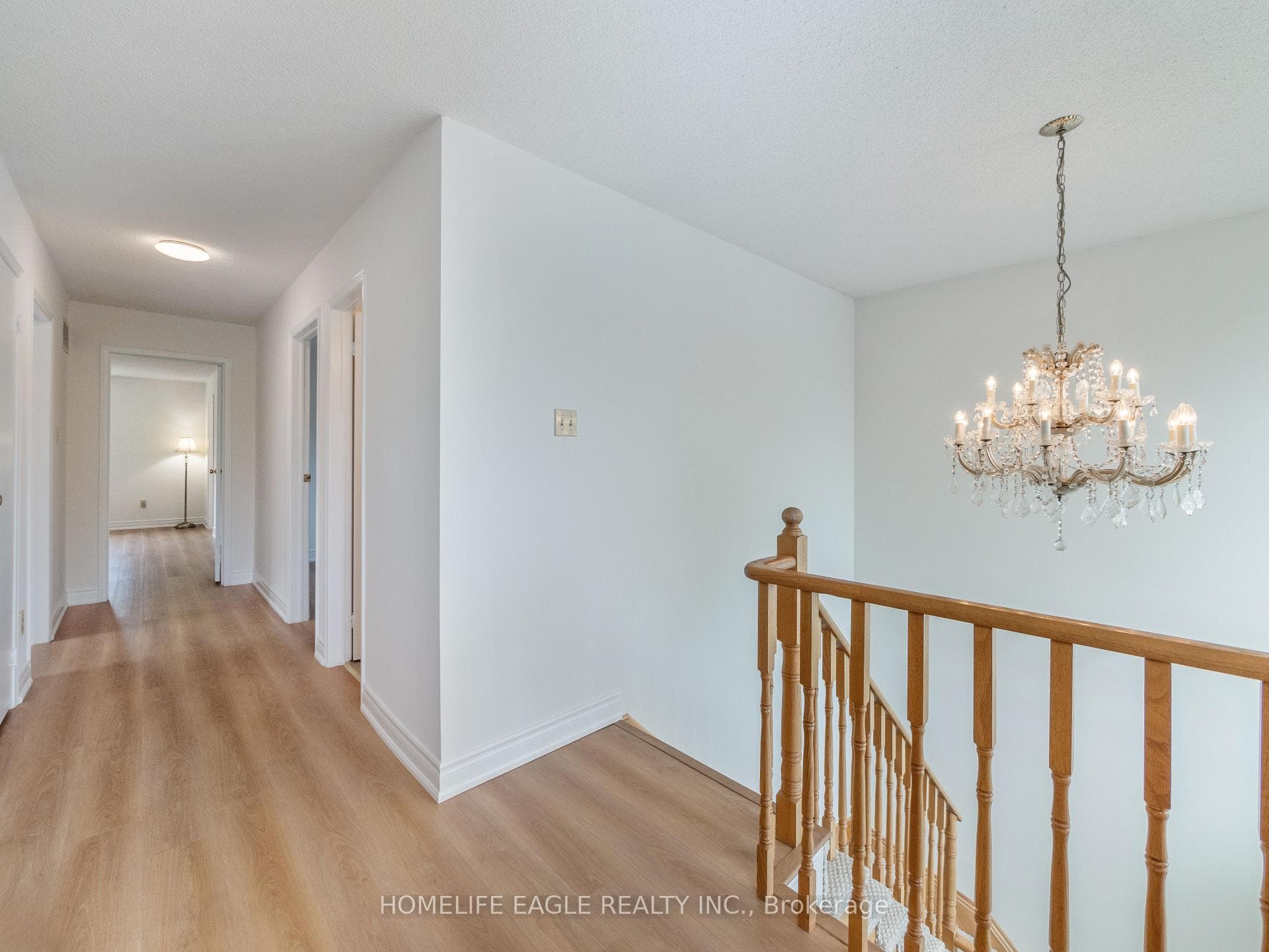 10 Lansdowne Drive photo 9
