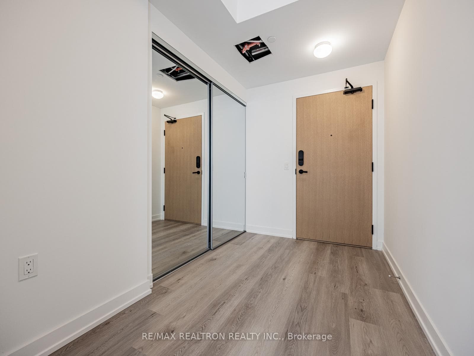333 Sunseeker Avenue Unit 428 photo 14