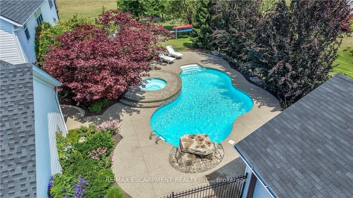 20 Haldimand Trail photo 41
