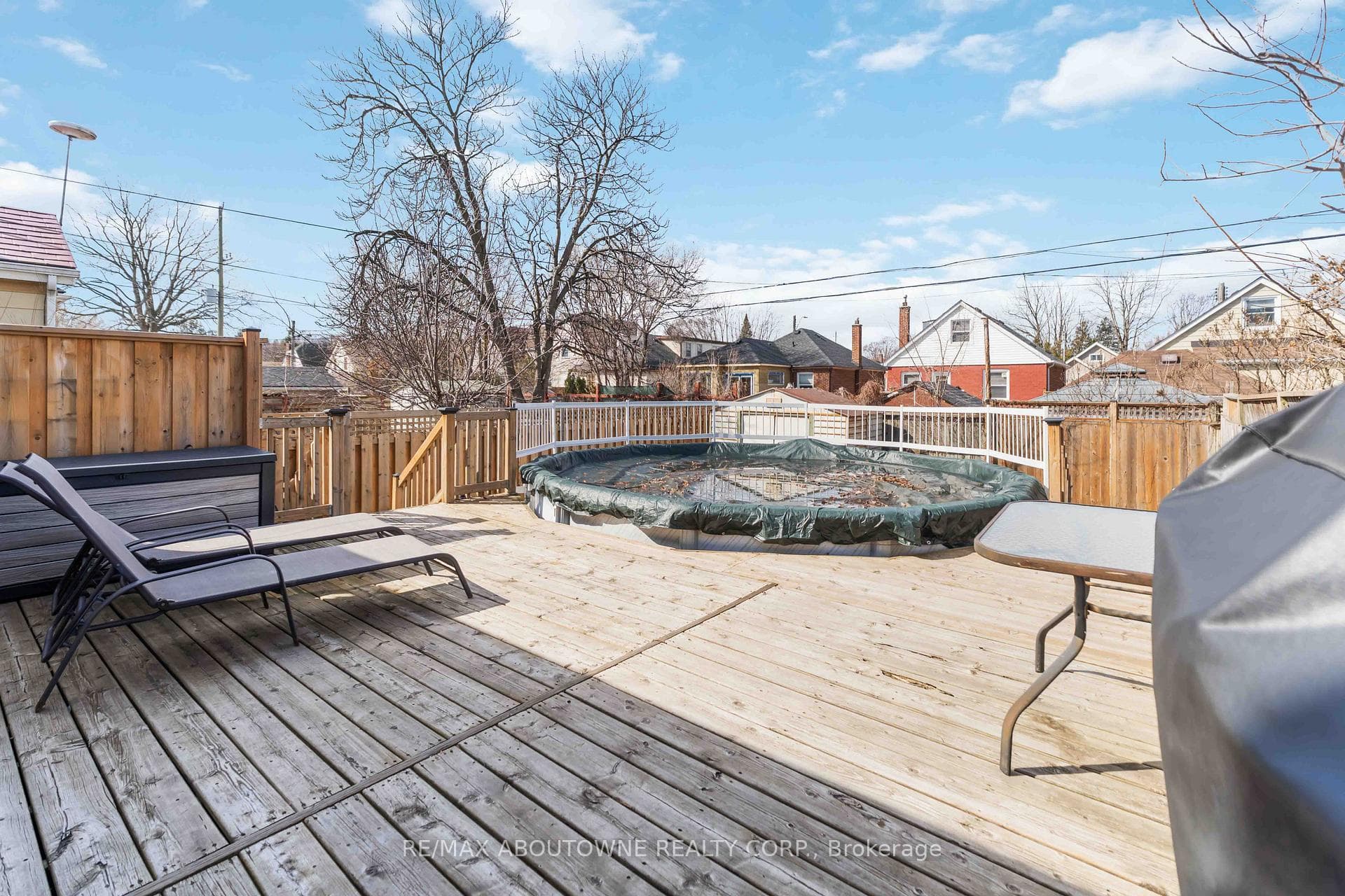 54 Weir Street photo 35