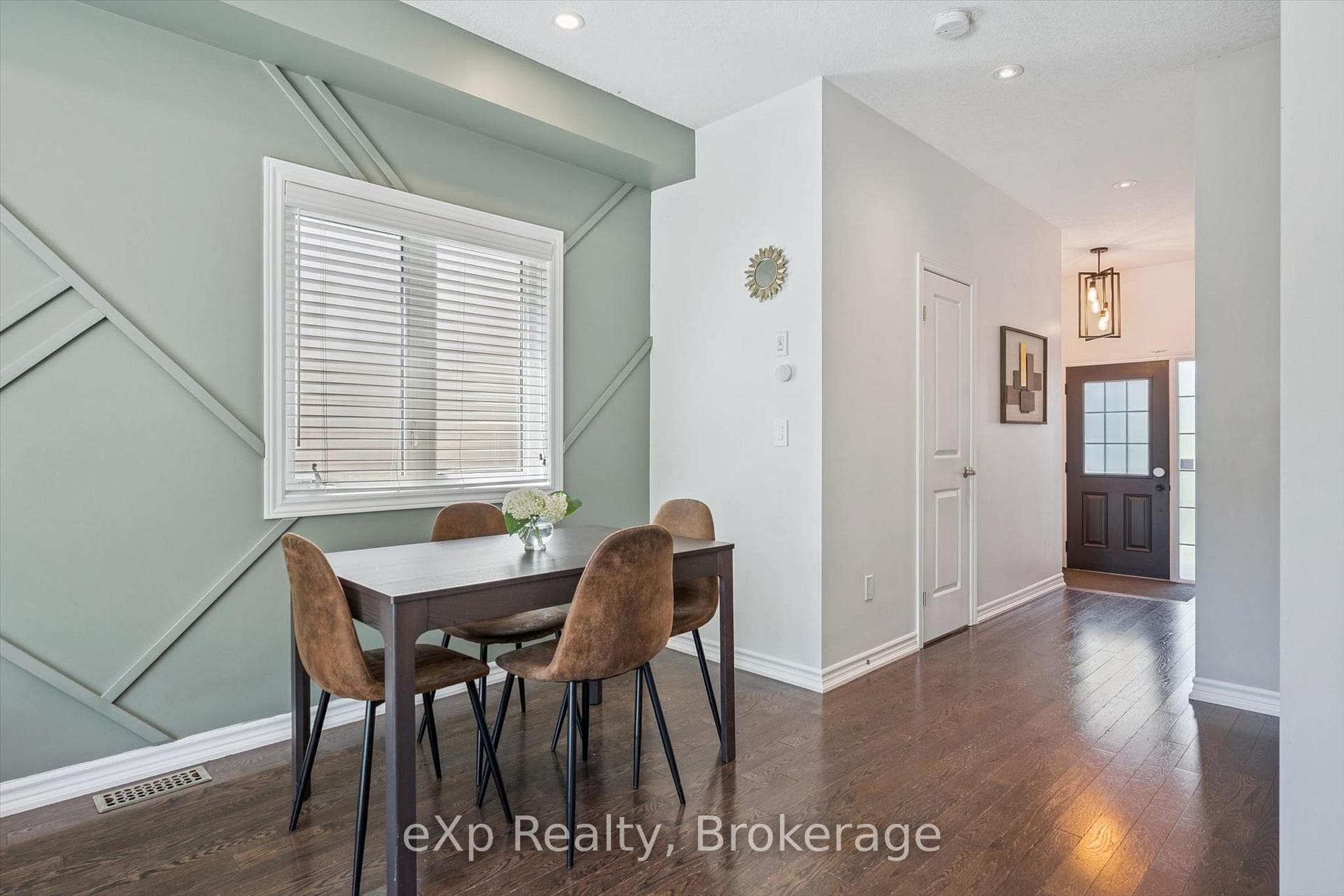 29 Goodall Court photo 8