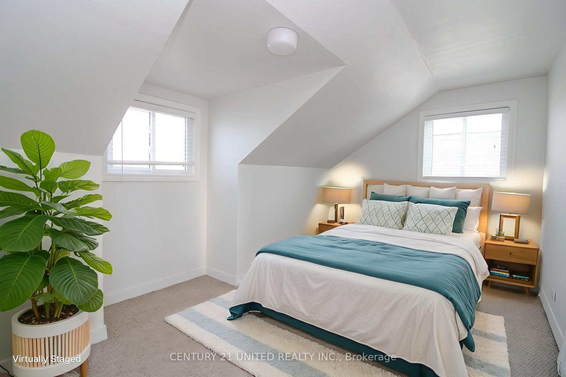 677 Orpington Road photo 24