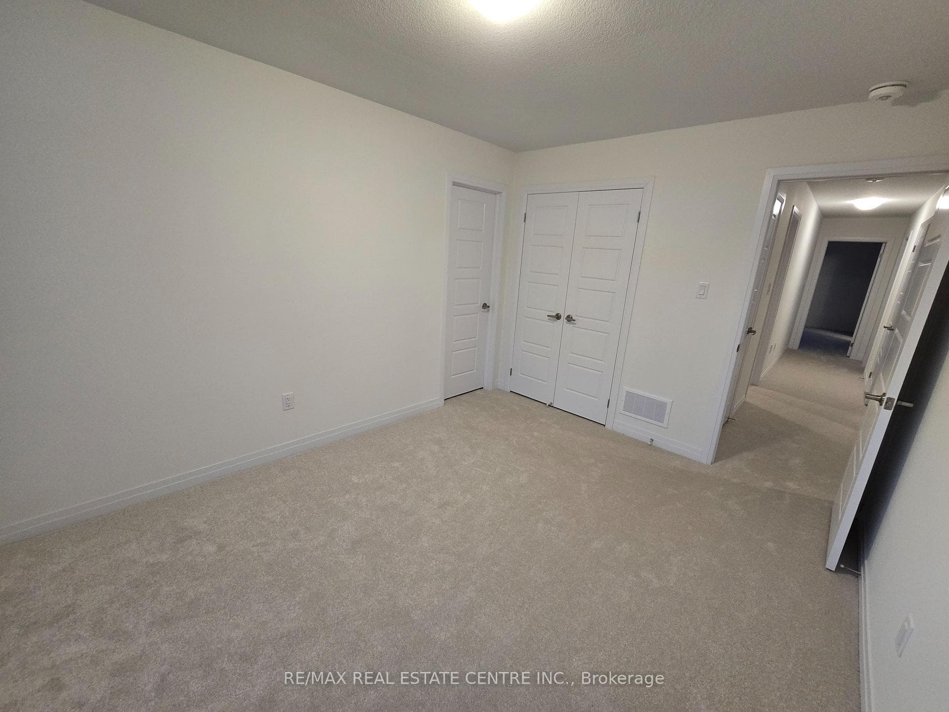 20 Heritage Way photo 9