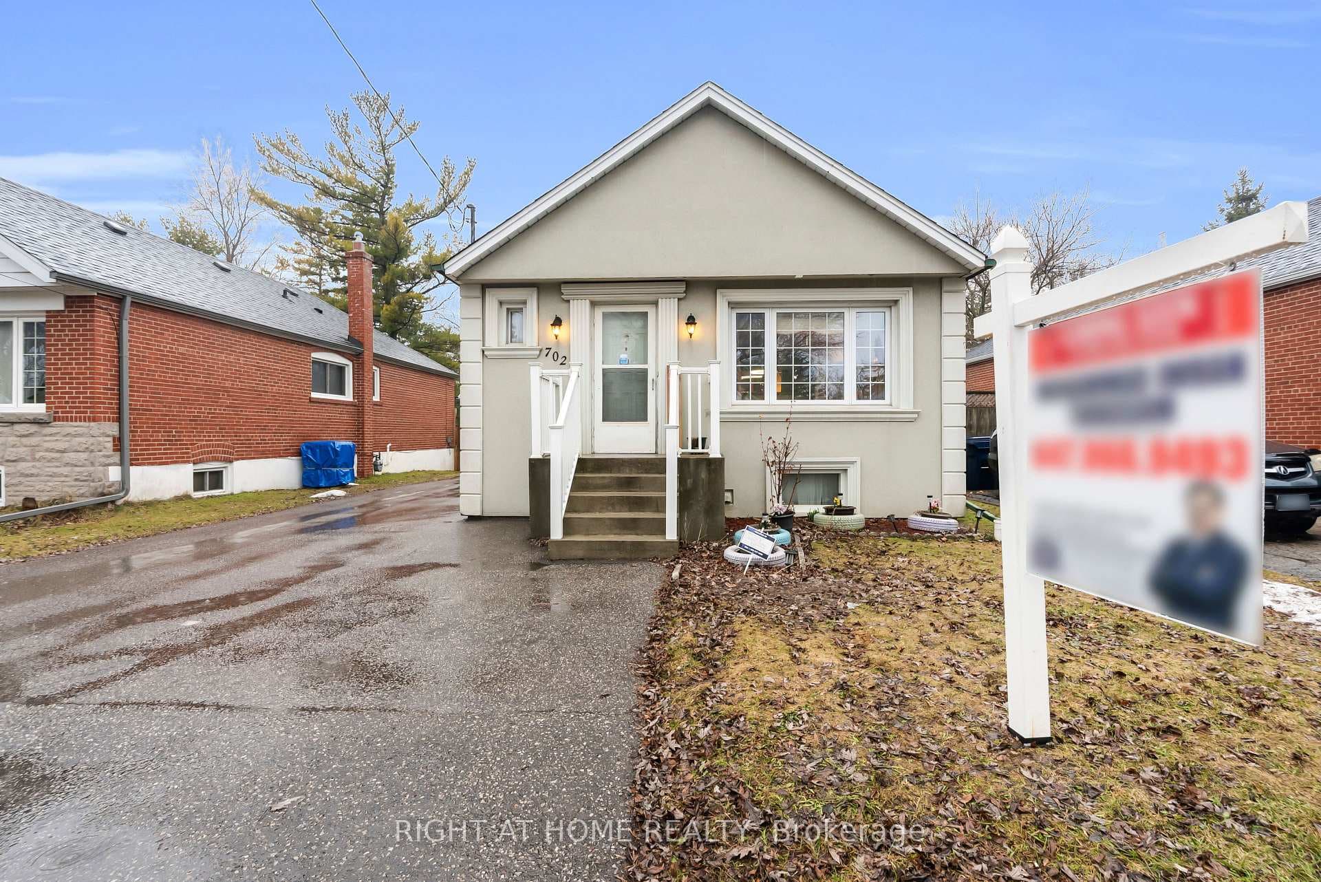 702 Pharmacy Avenue photo 6
