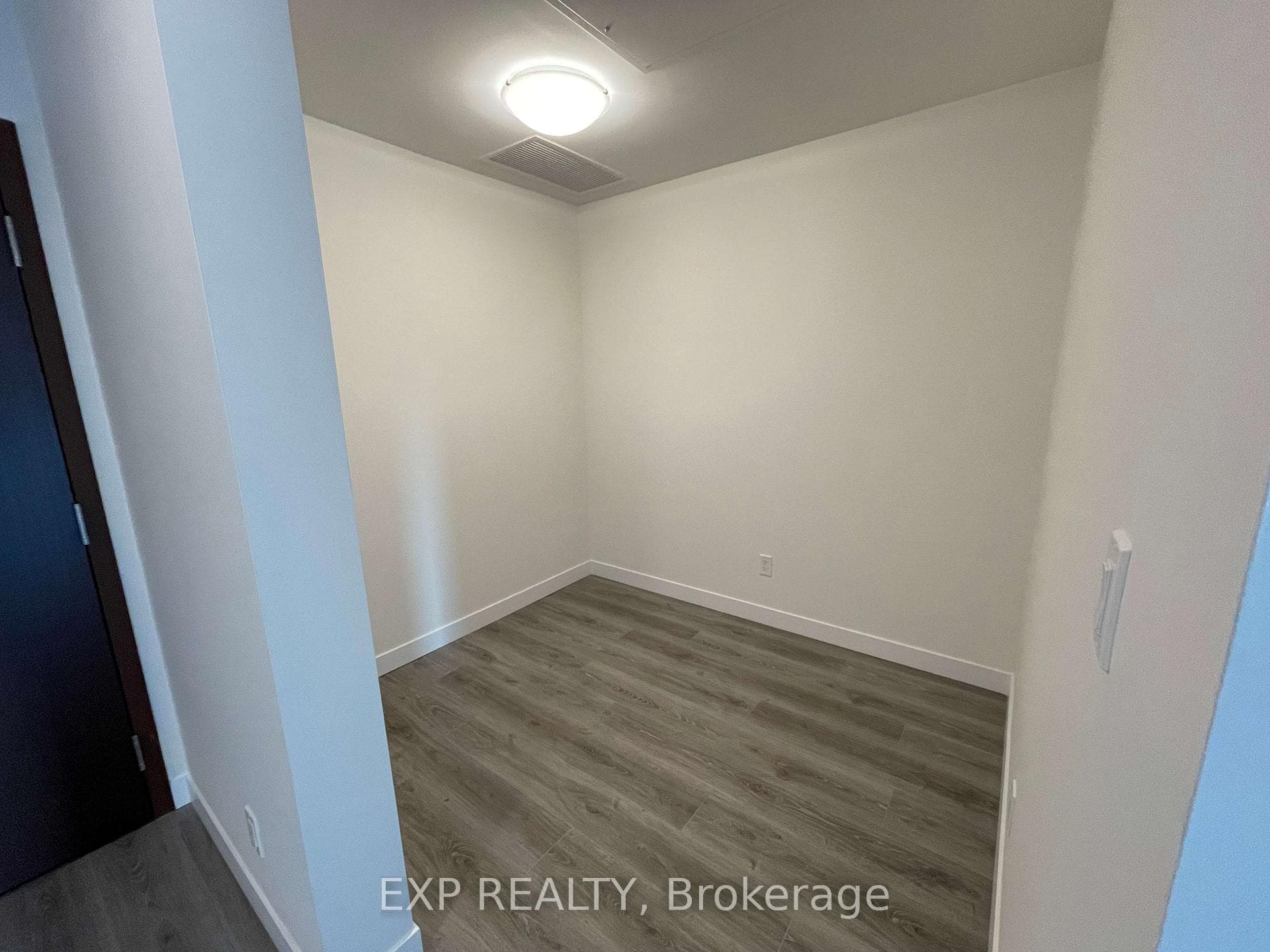 60 Frederick Street Unit 304 photo 17