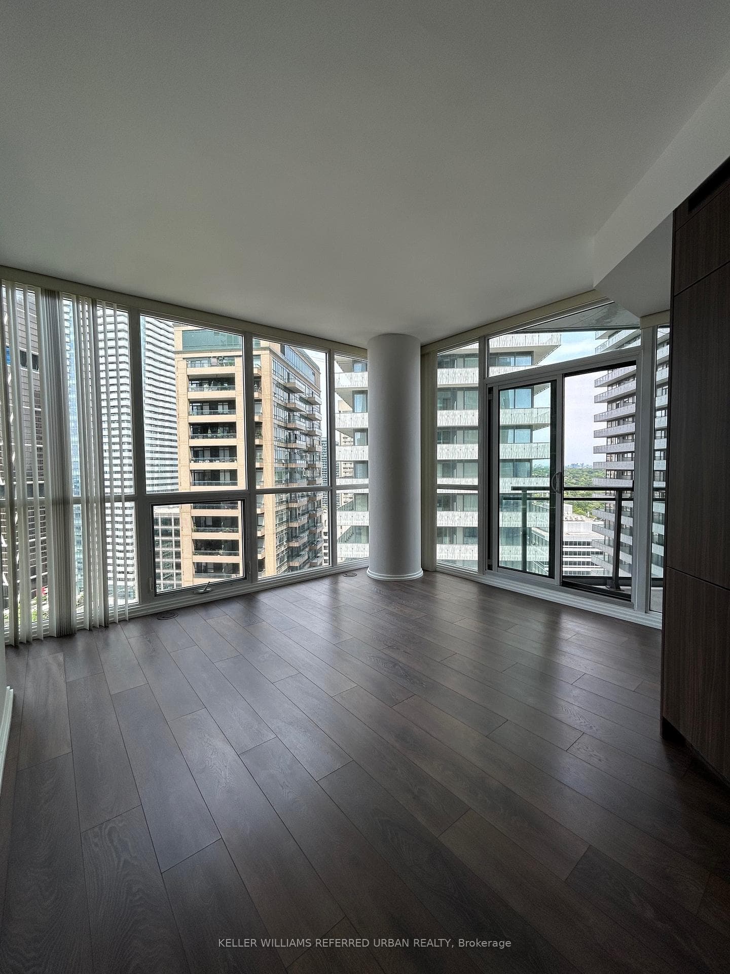 45 Charles Street Unit 3207 photo 2