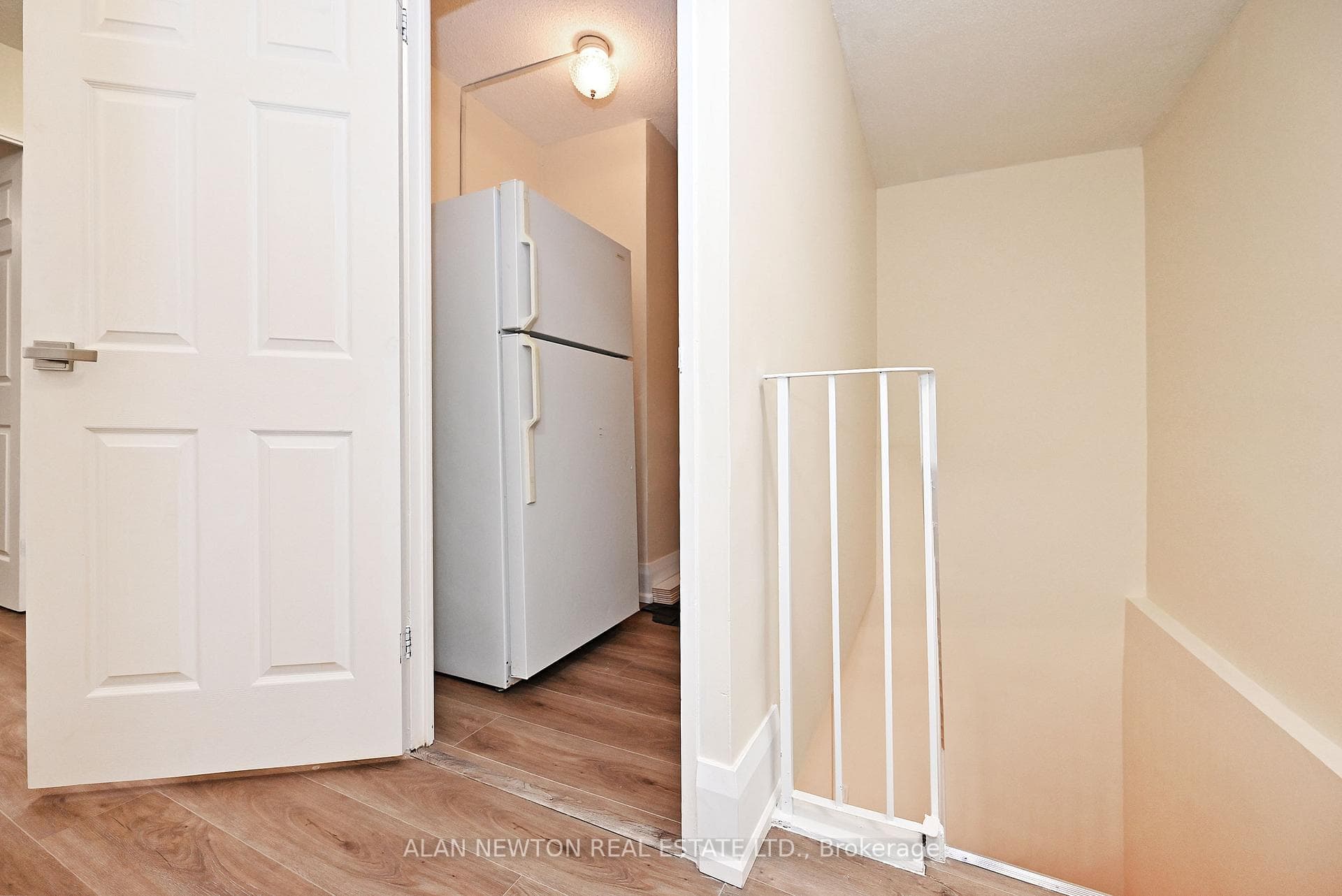 16B Elgin Street Unit 235 photo 34