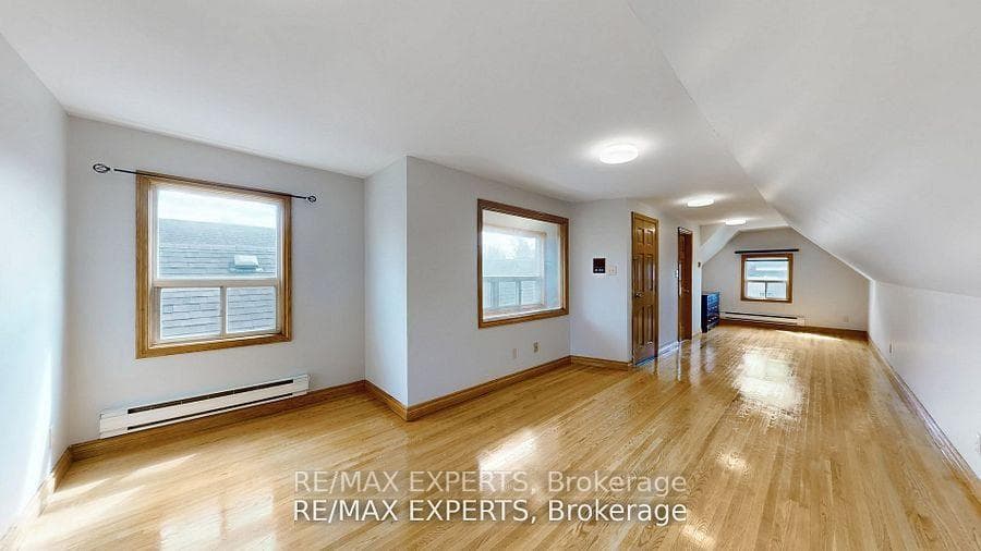 106 Kenwood Avenue Unit UPPER photo 40