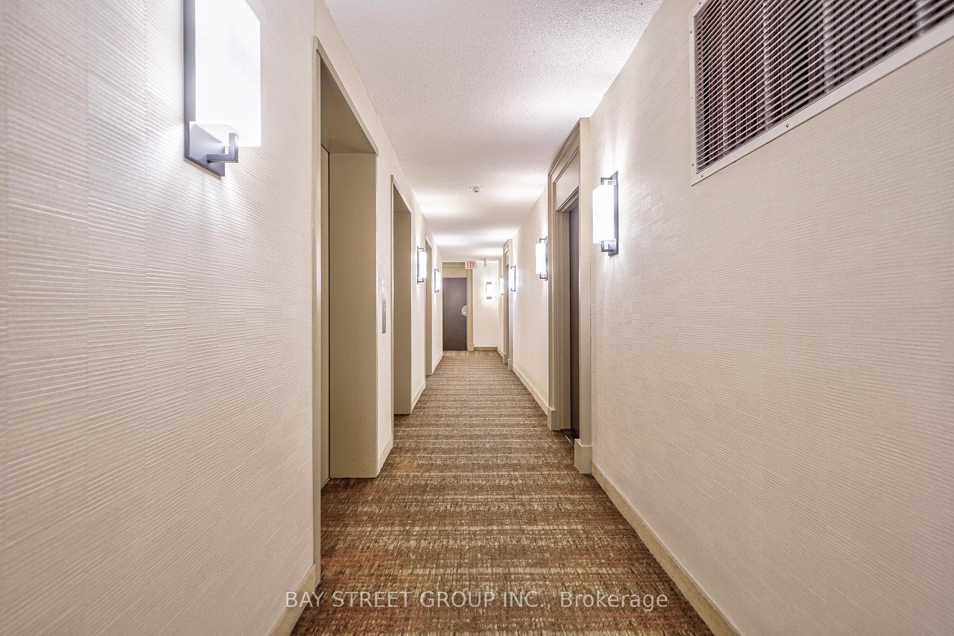 30 Harrison Garden Boulevard Unit 707 photo 6