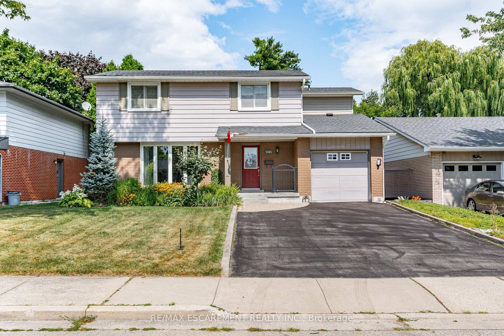 1465 Jefferson Road photo 1