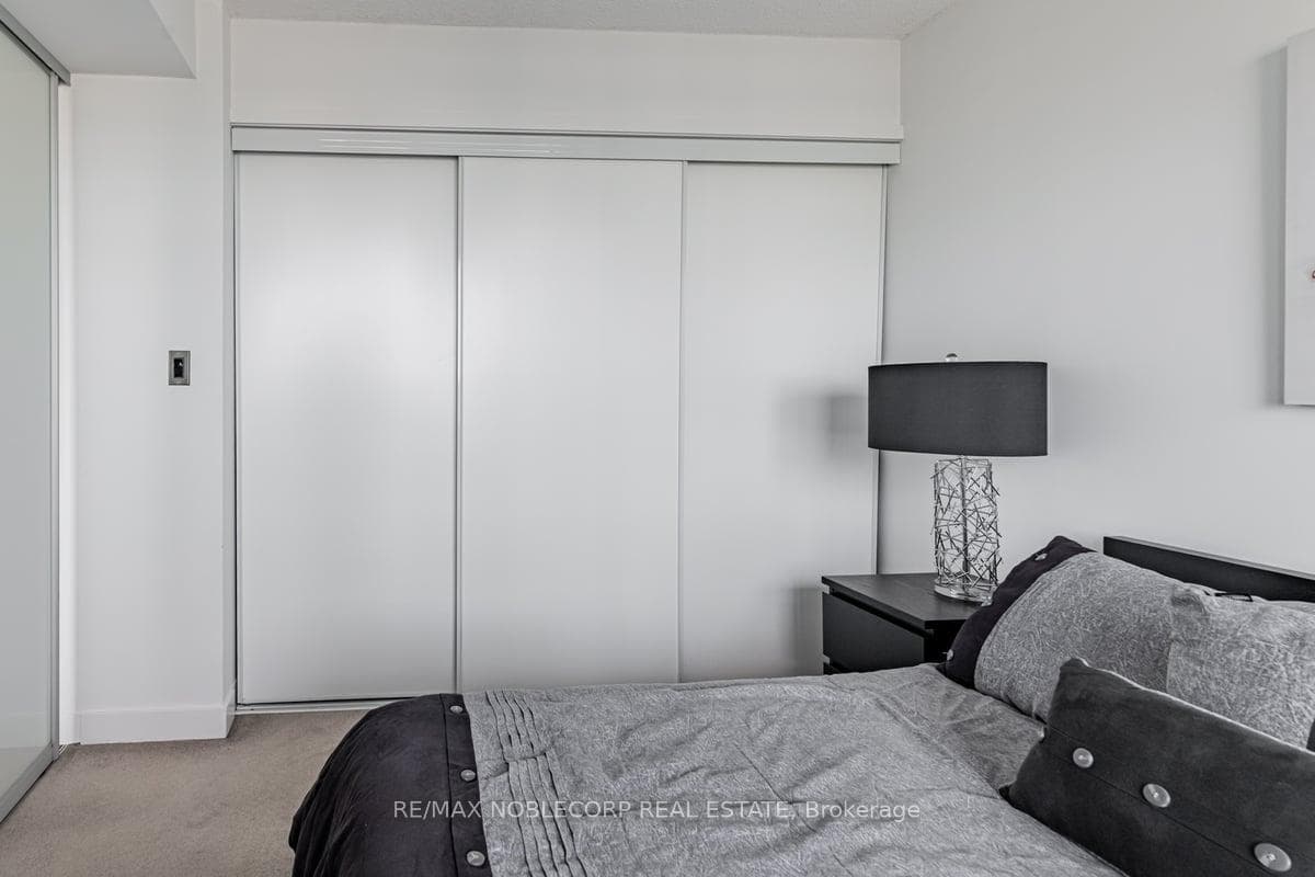25 Telegram Mews Unit 2801 photo 21