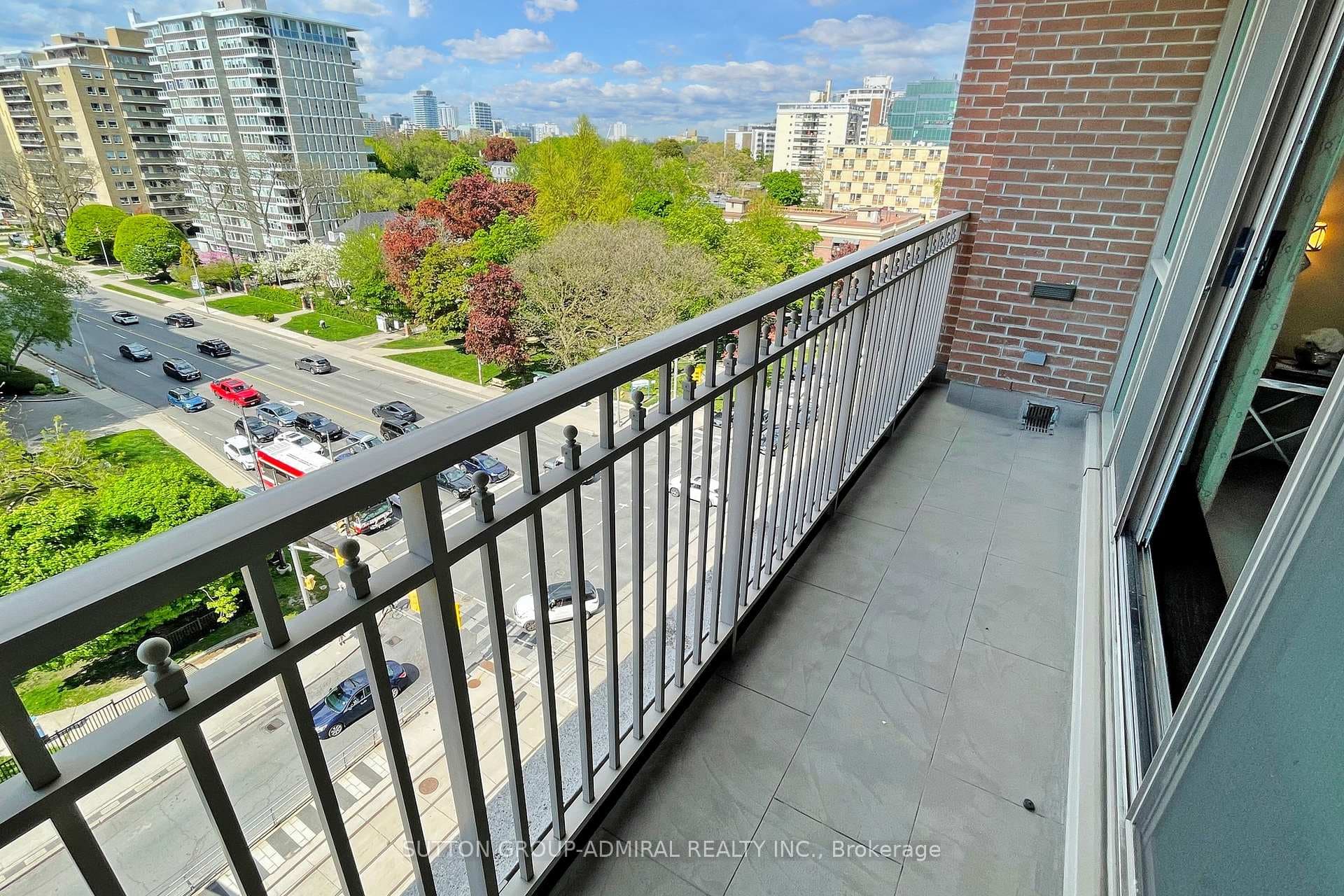 155 St Clair Avenue Unit 804 photo 30