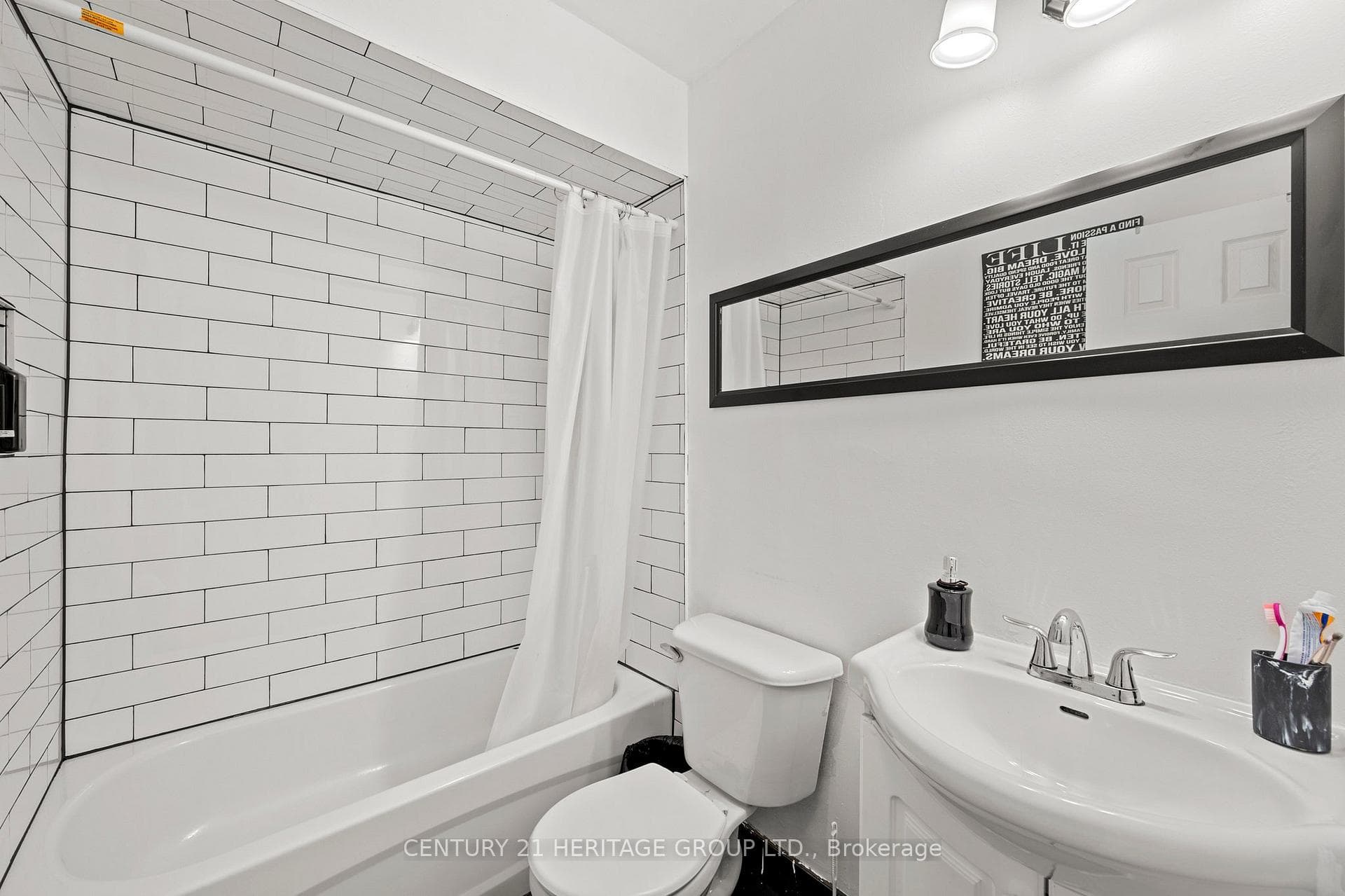 79 Hudson Crescent photo 15