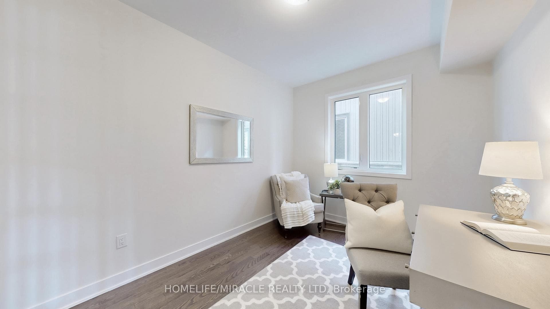 261 Flavelle Way photo 16