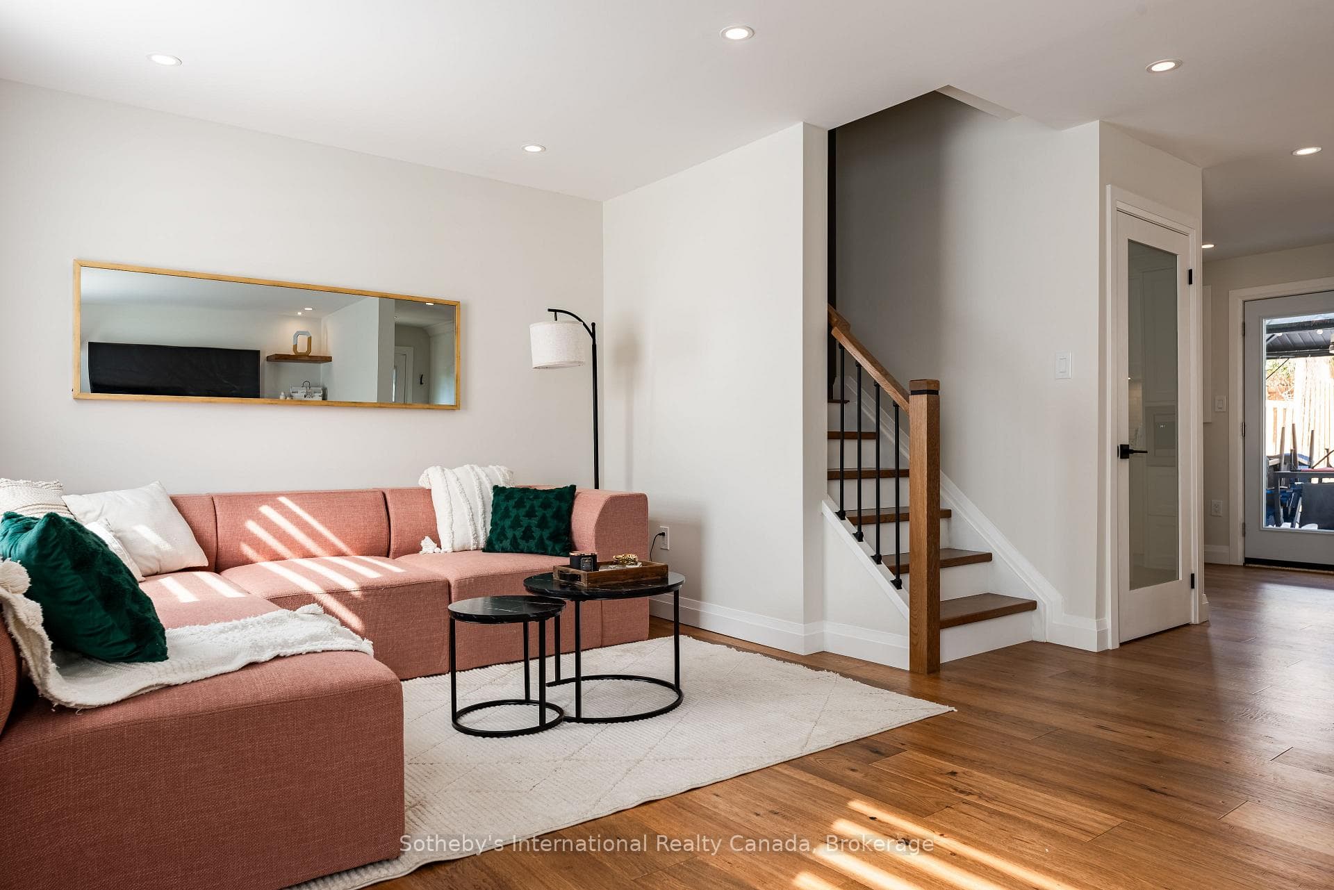 26 Glen Eden Court photo 13