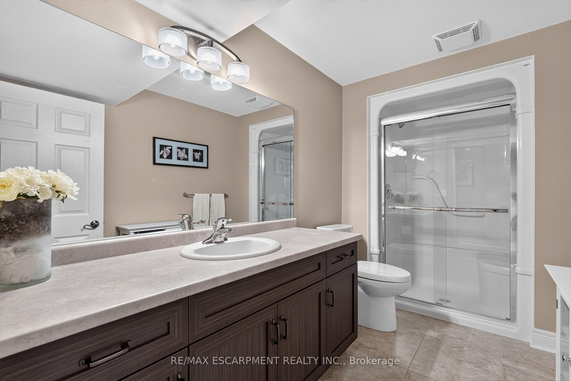17 Diana Drive photo 29