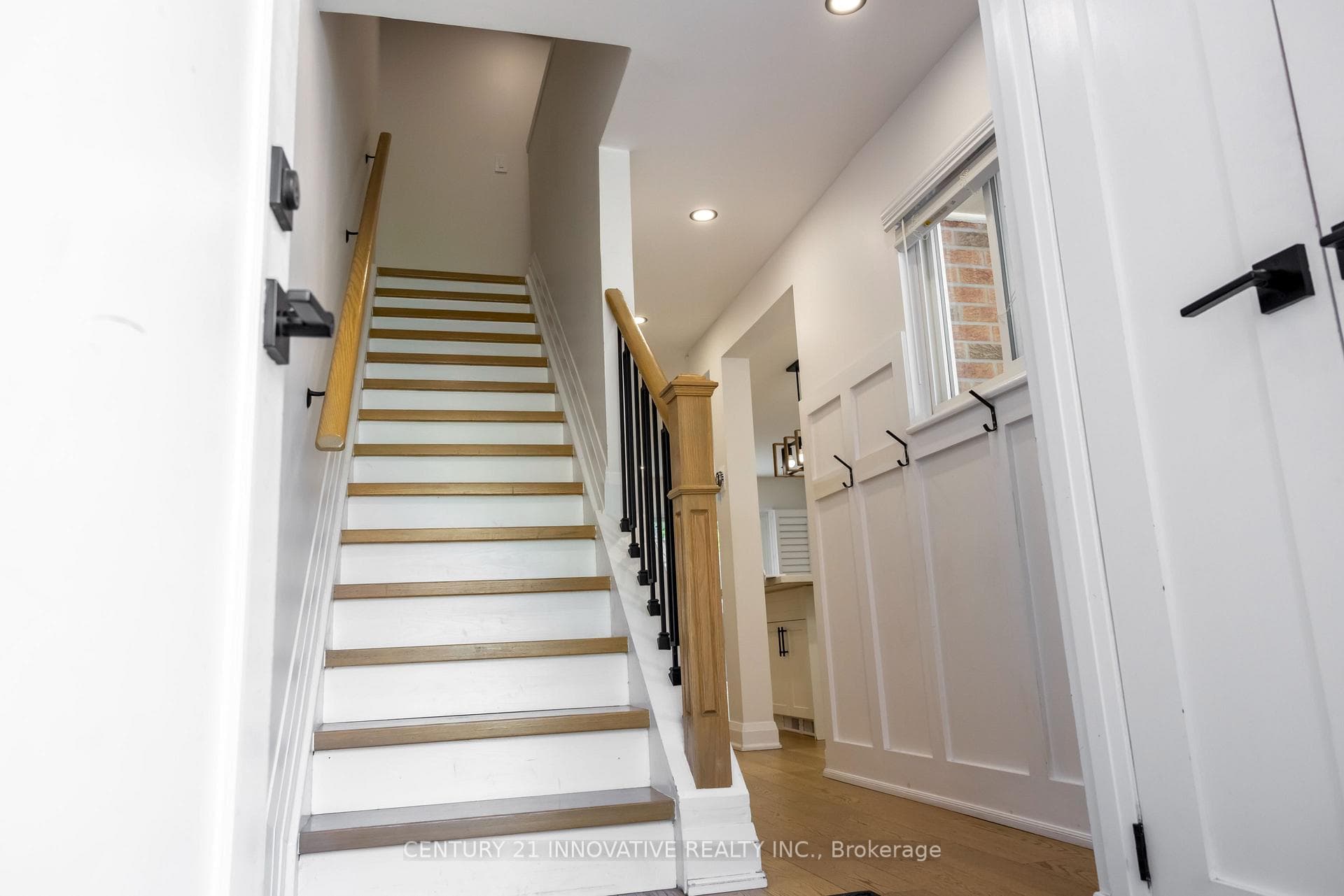 2451 Bridletowne Circle Unit 19 photo 4