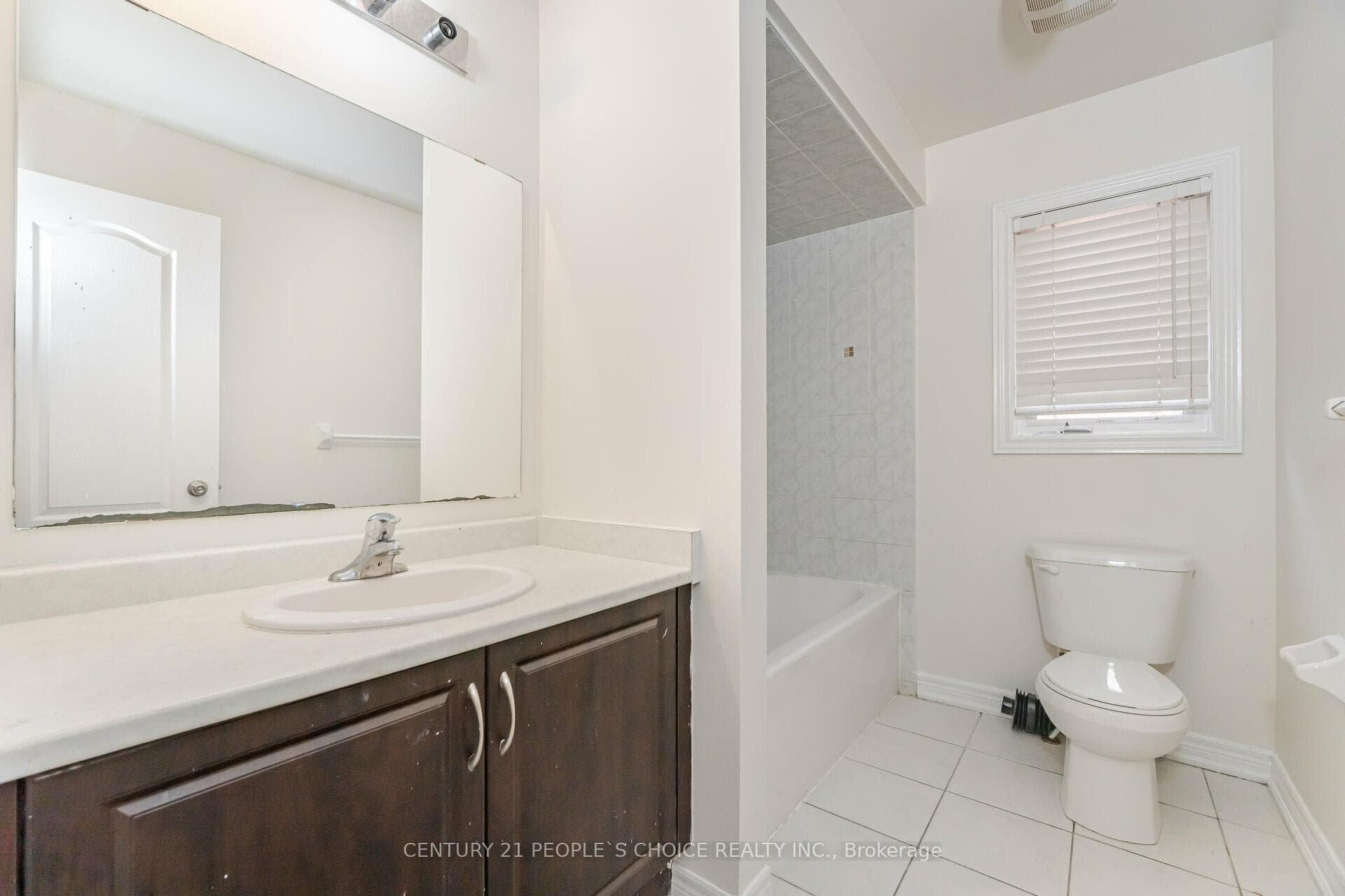 25 Buchanan Crescent photo 32
