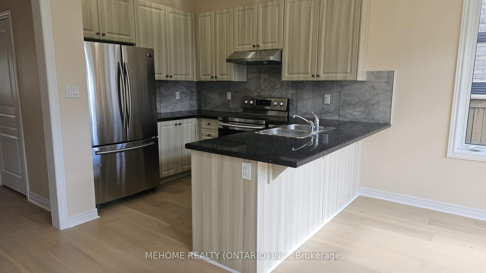 6 Brownsberger Road photo 18