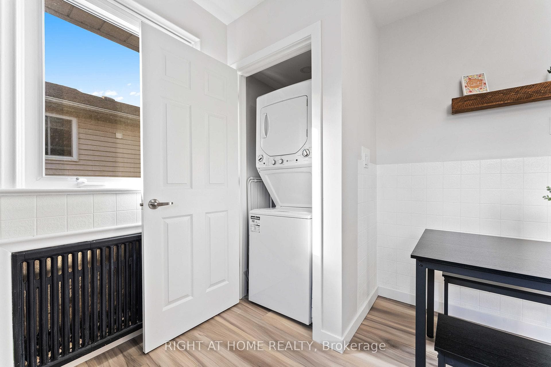 47 Marshall Avenue photo 23