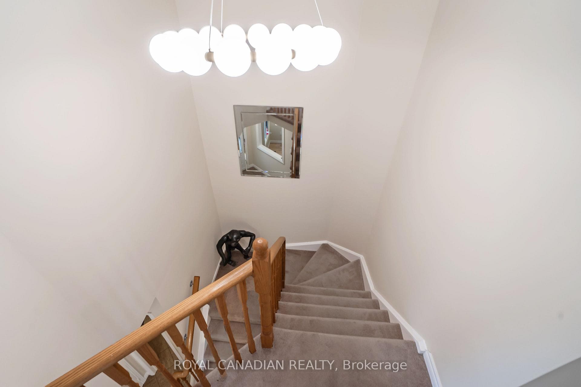 108 Beaconsfield Avenue photo 15