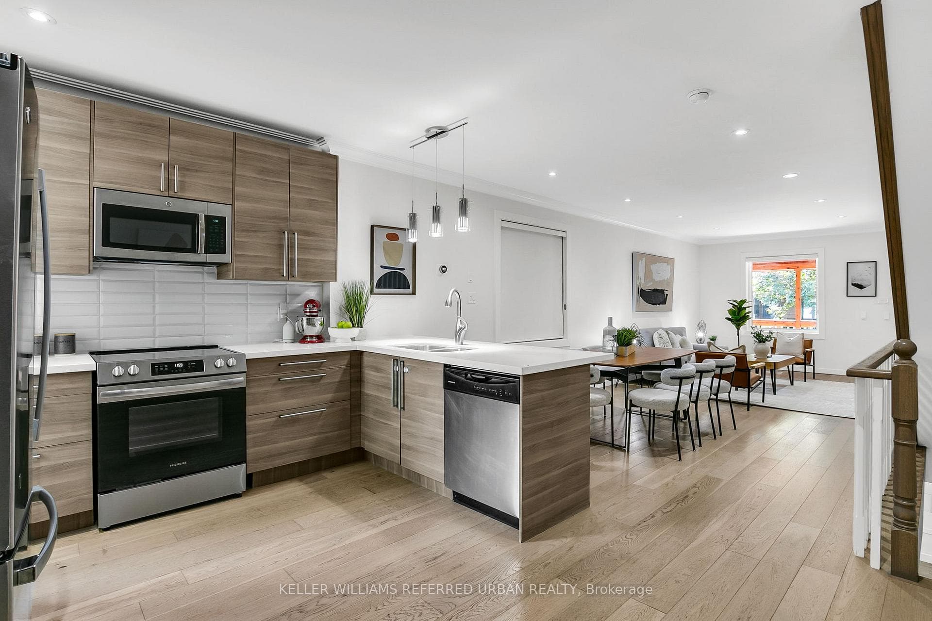 40 Mallon Avenue photo 11