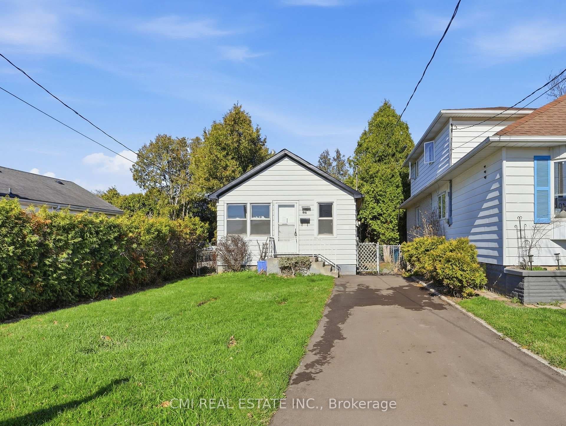 86 Adair Avenue photo 3