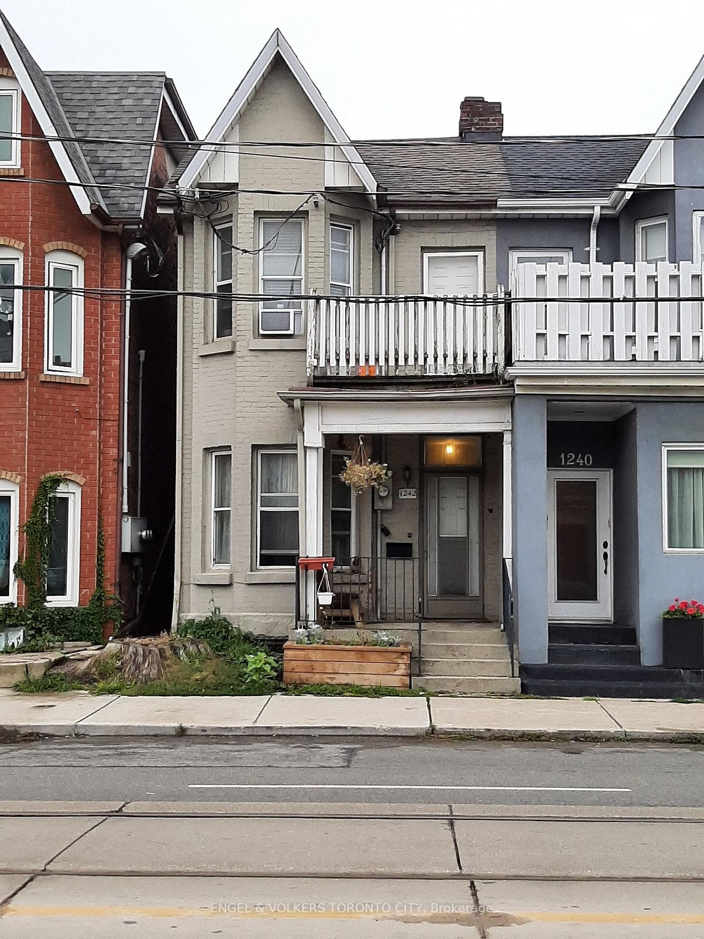 1242 College Street Unit 3 photo 1