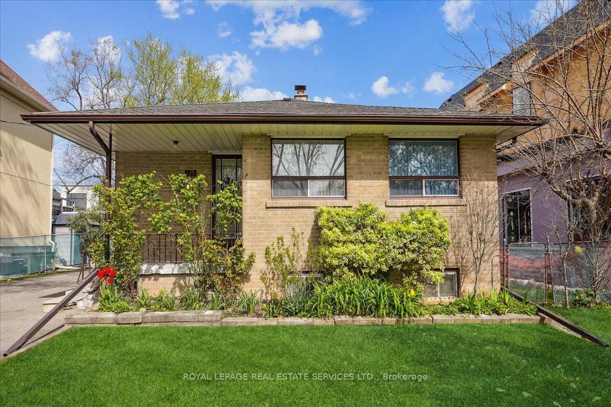 489 Trillium Drive photo 3