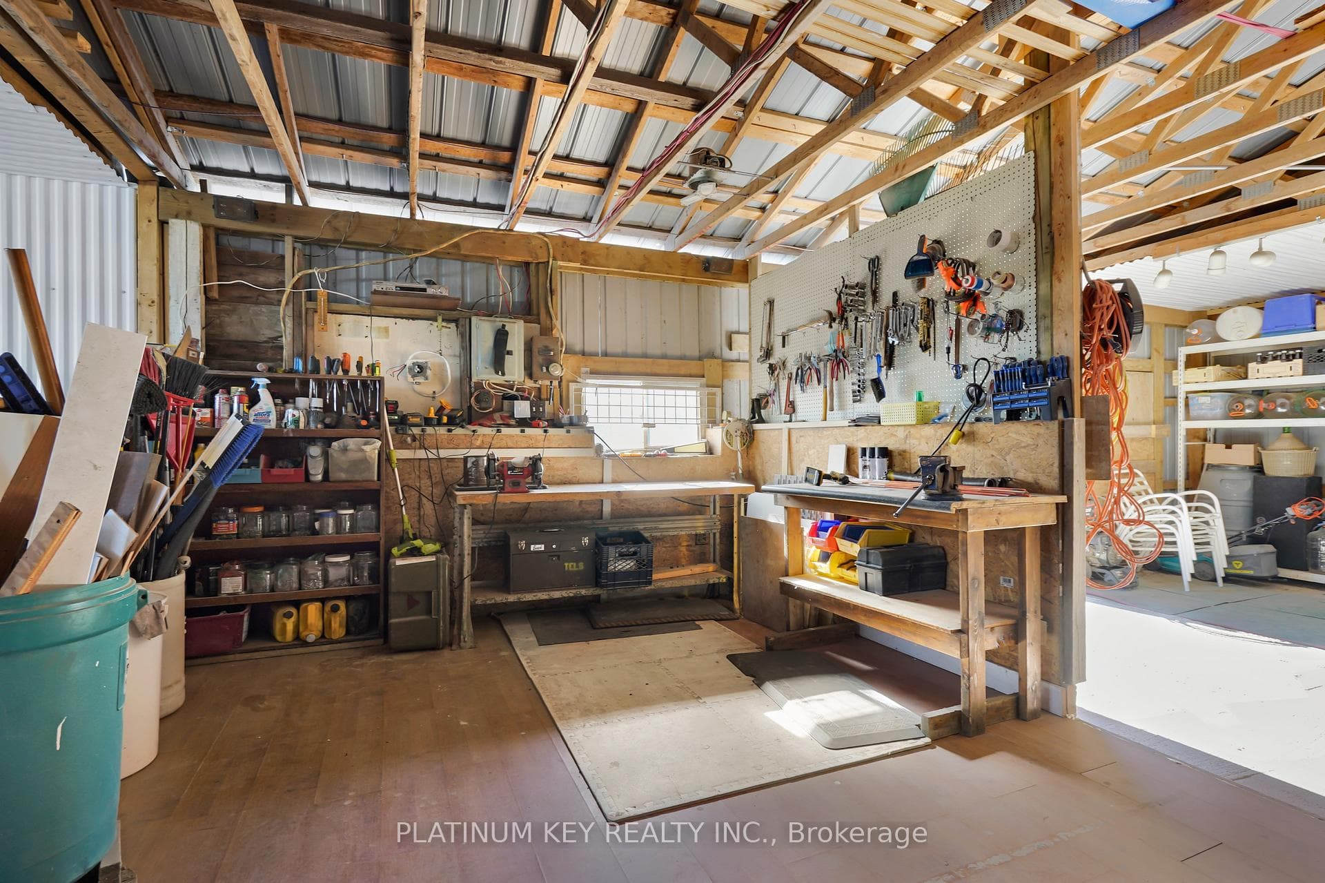 4756 Dundas Street photo 5
