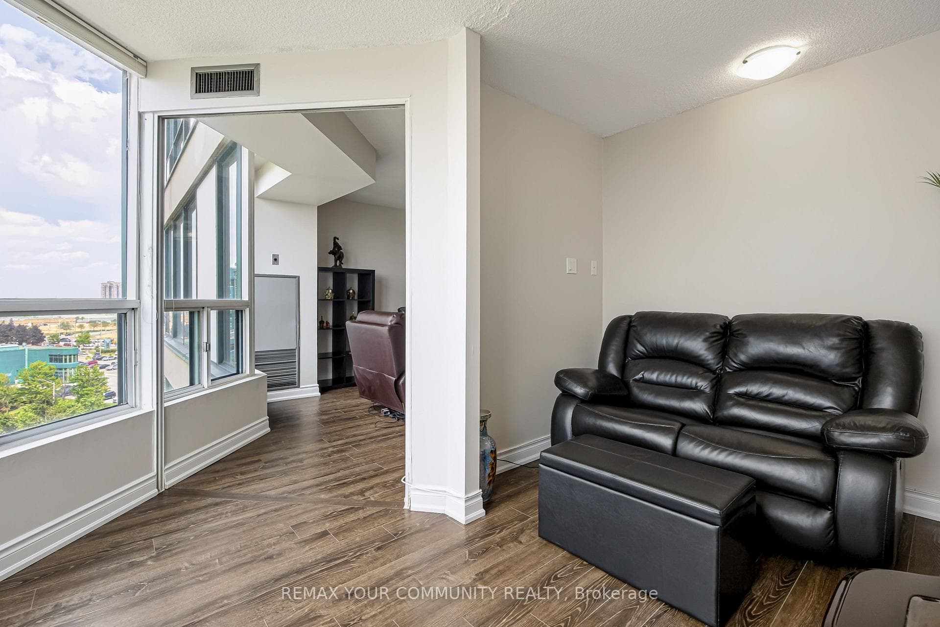 4460 Tucana Court Unit 910 photo 12