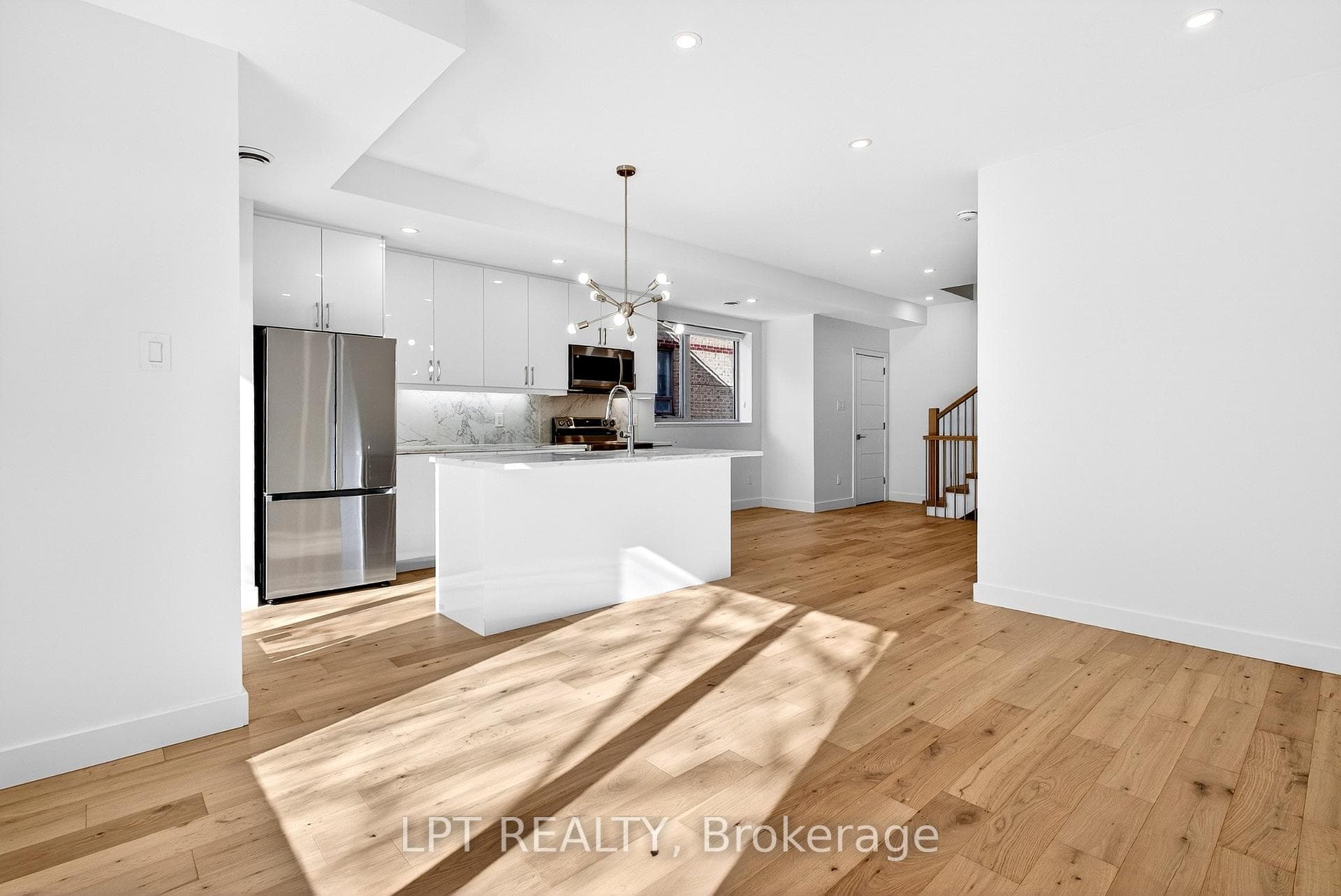 14 Stevens Avenue photo 15