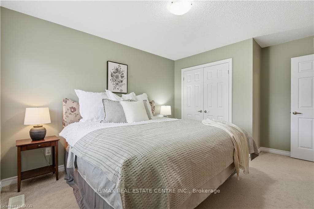 27 Cox Street photo 17