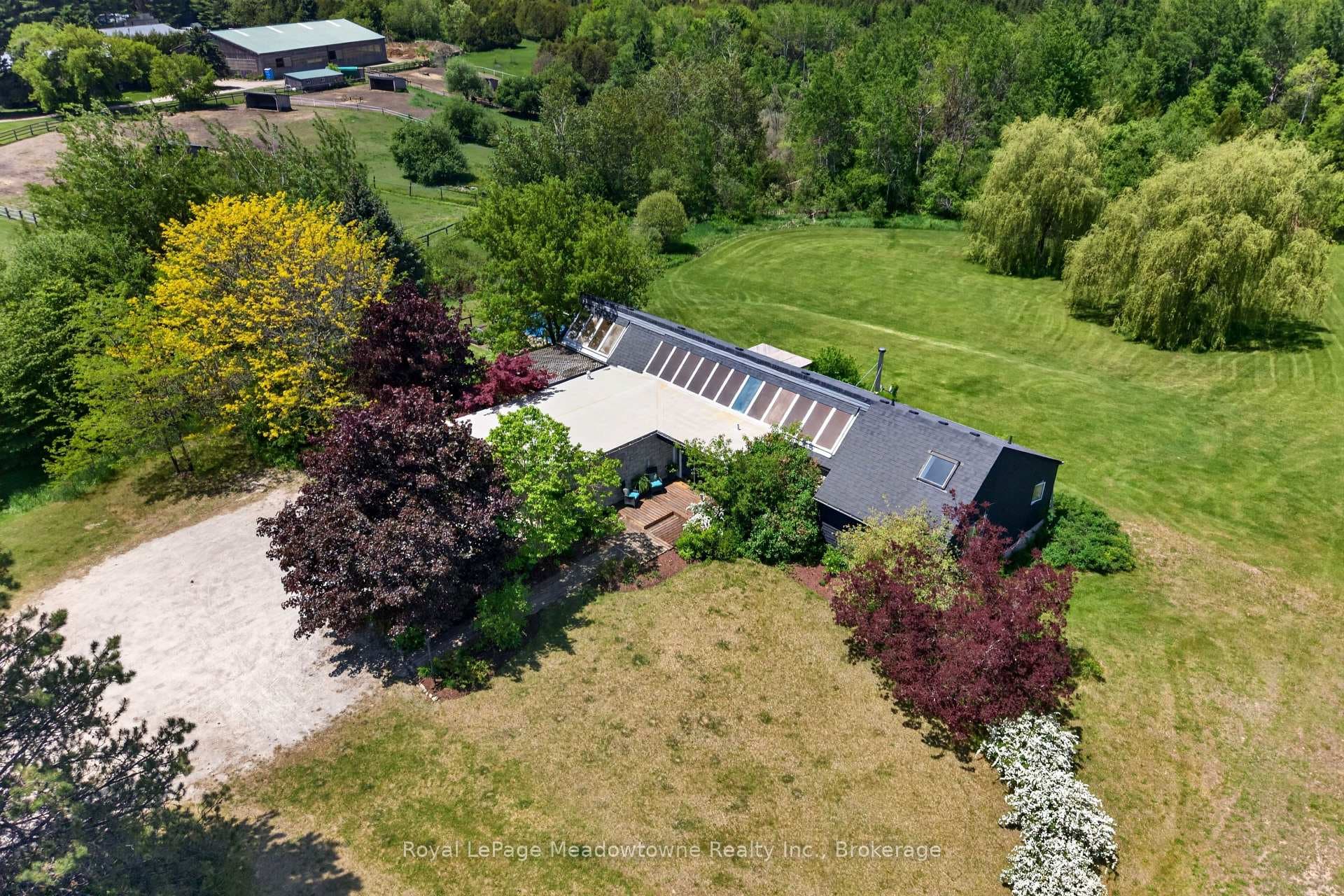 8122 Eramosa Garafraxa Townline photo 45