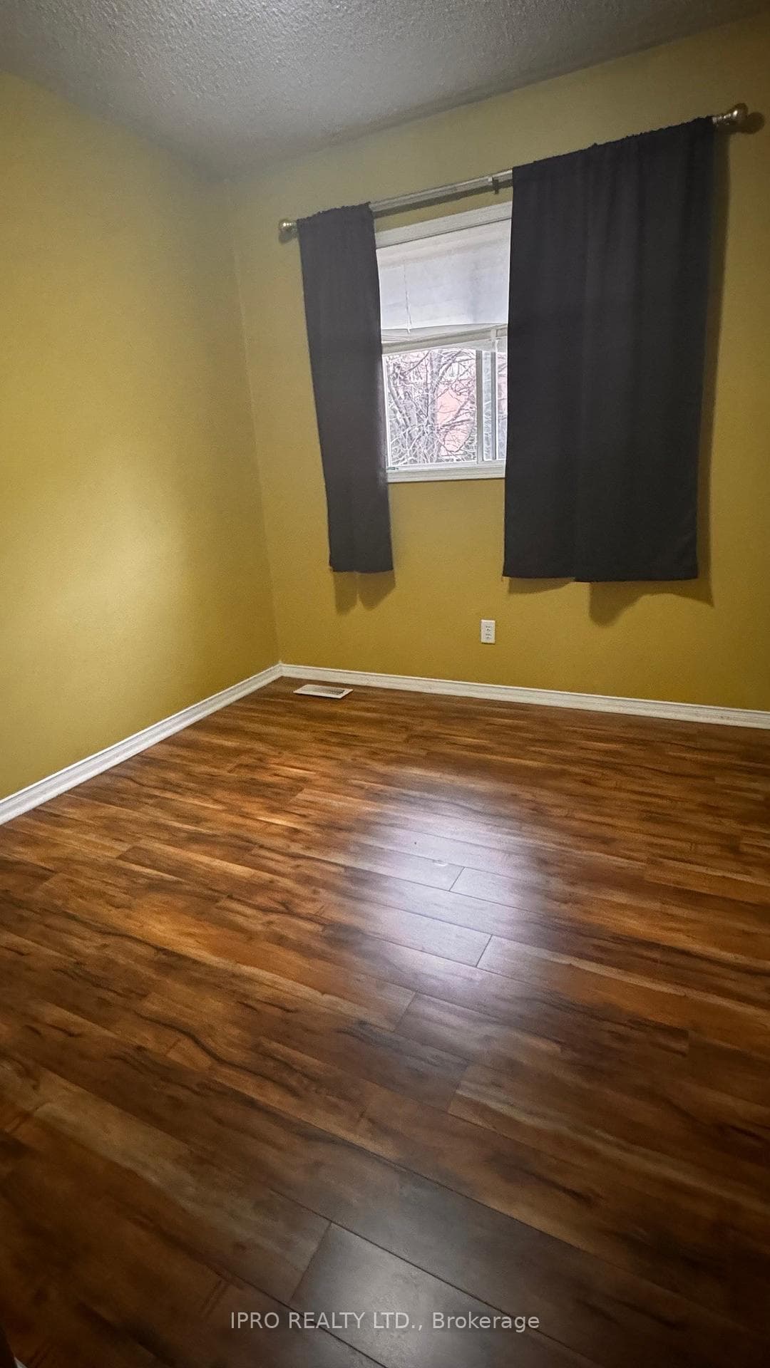 5525 Palmerston Crescent Unit 5 photo 13