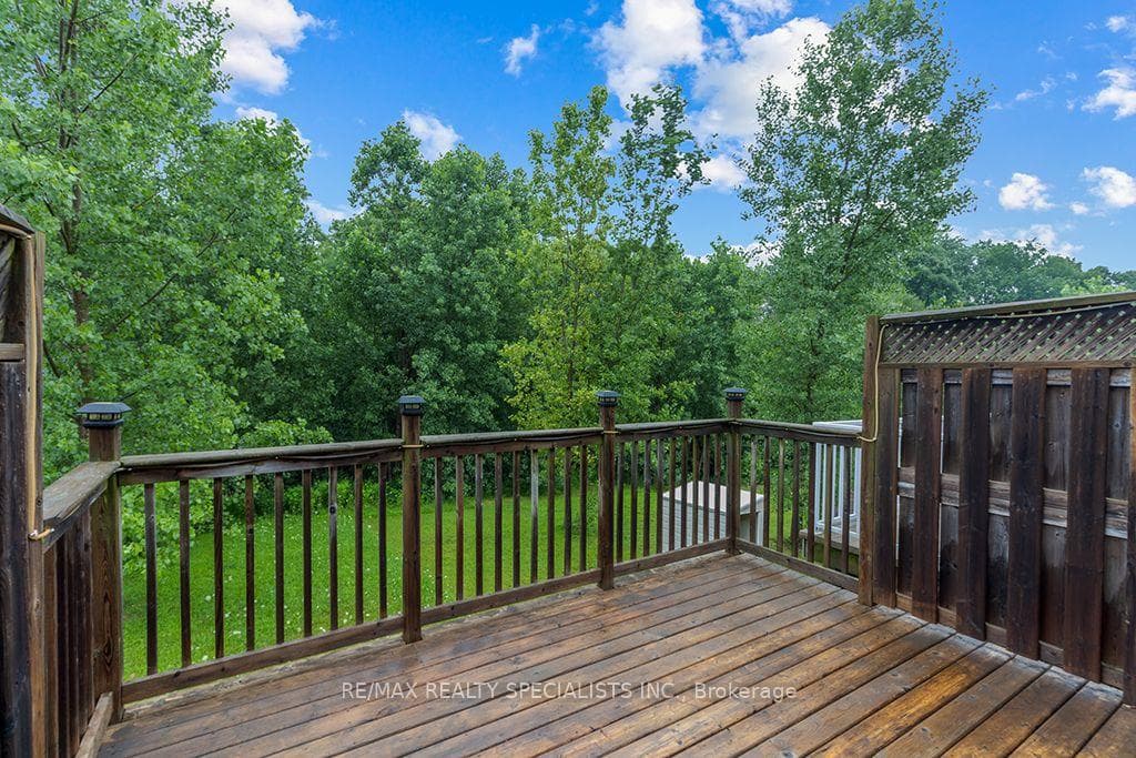292 Briarmeadow Drive photo 17