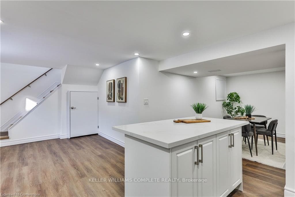 328 WEST 5TH Street photo 32