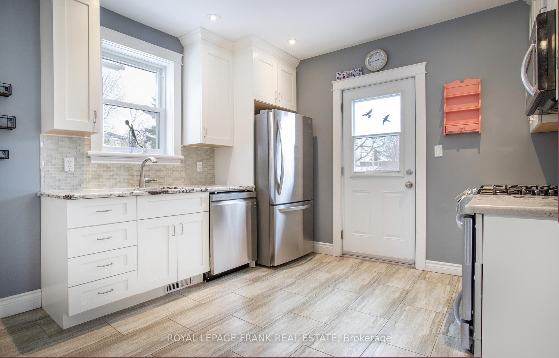 Kitchen W/O To Yard