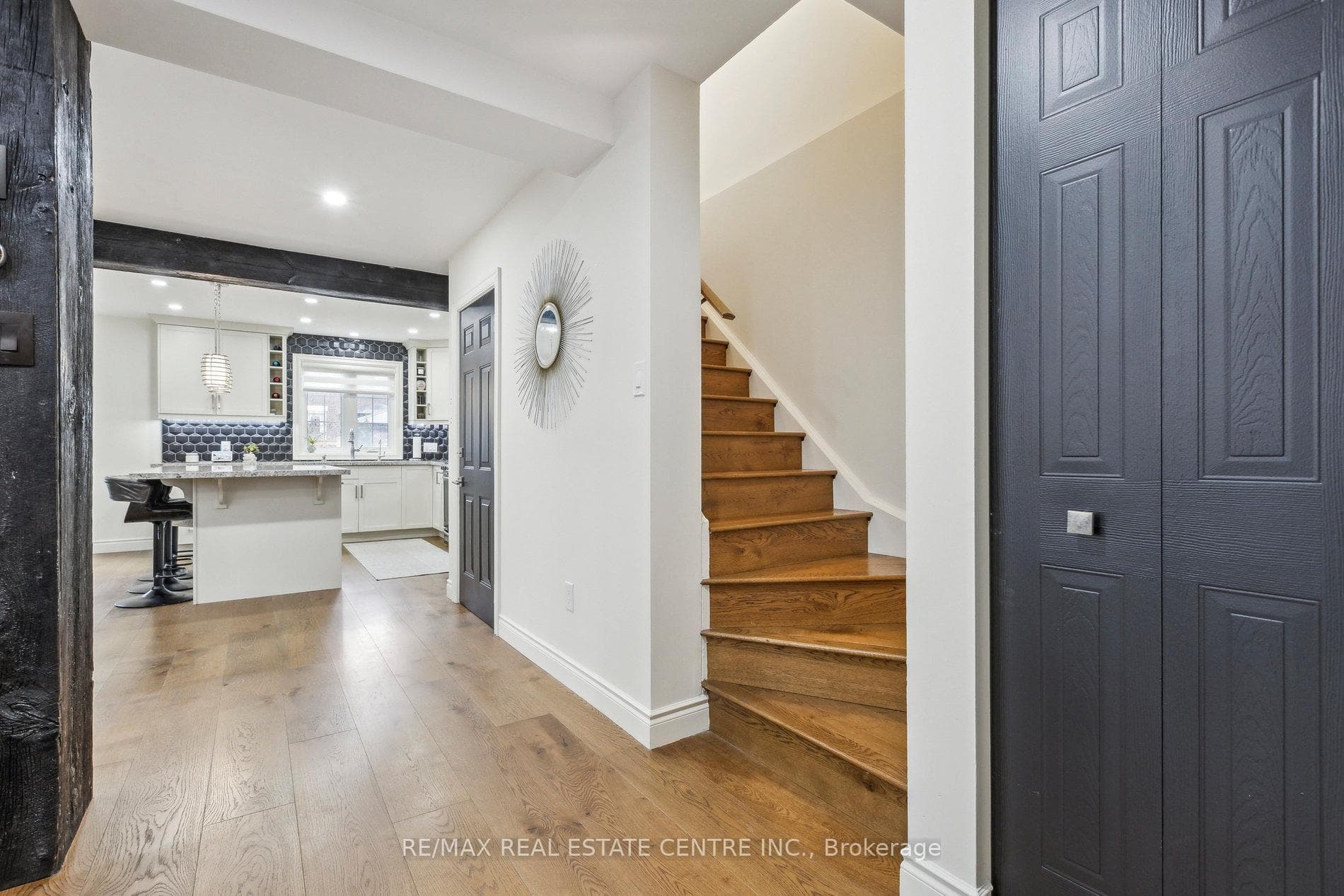 171 Stevenson Street photo 6
