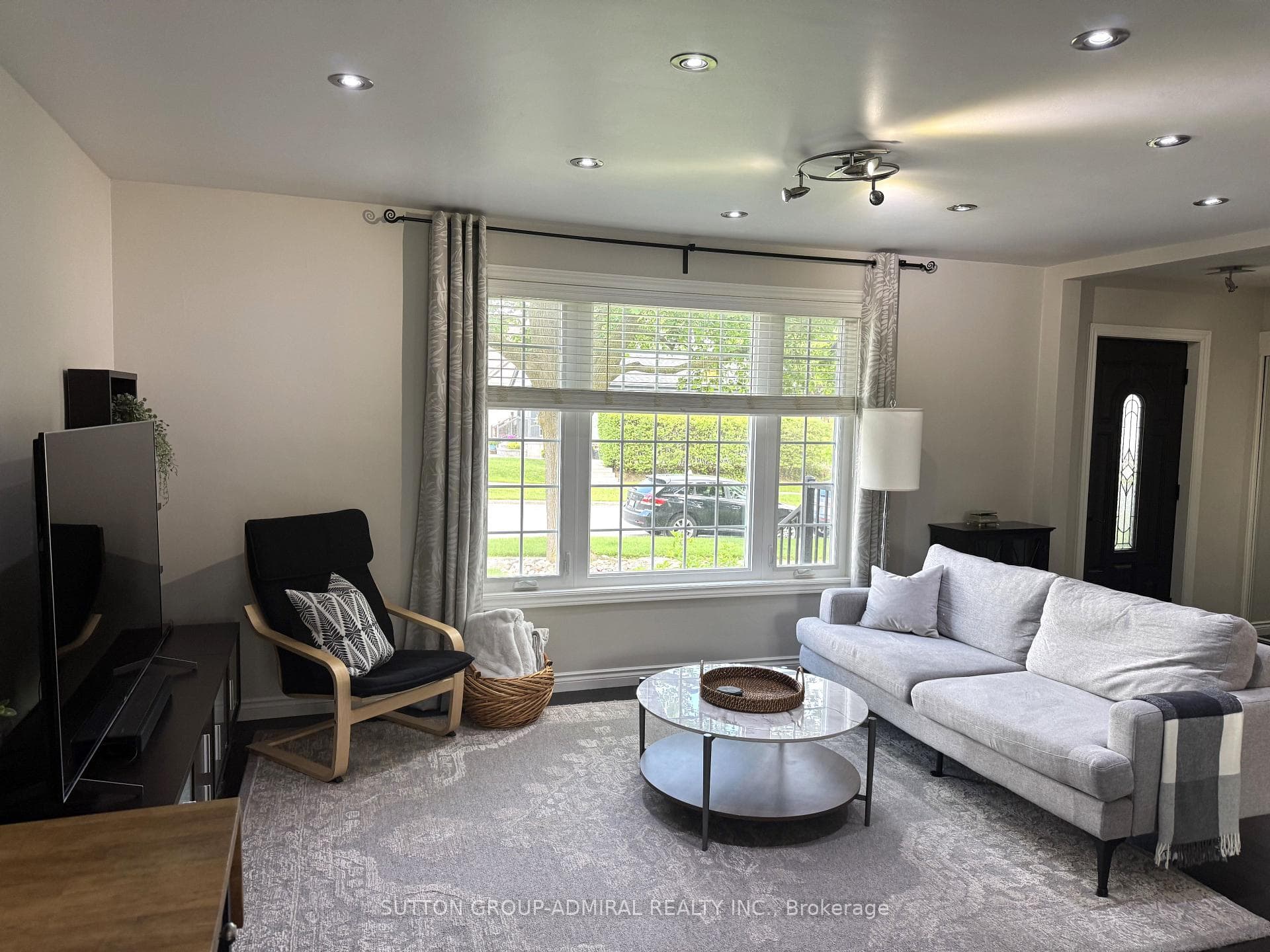 35 Coppermill Drive photo 9