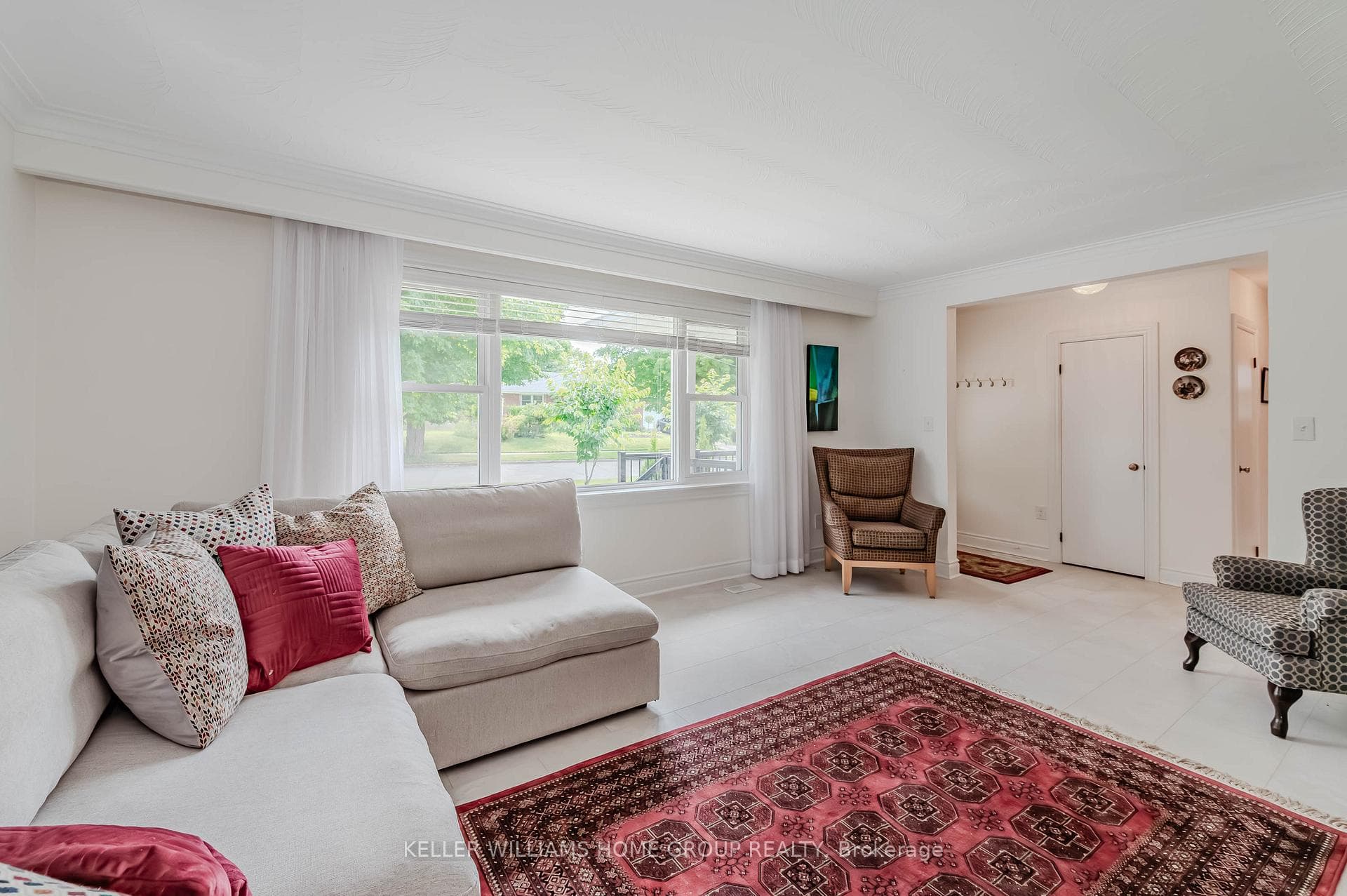 10 Hamel Avenue photo 8