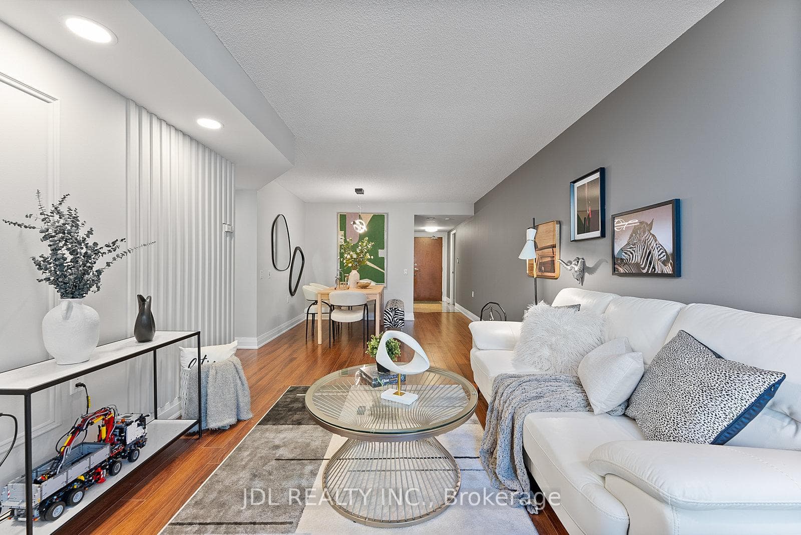 35 Finch Avenue Unit 605 photo 20