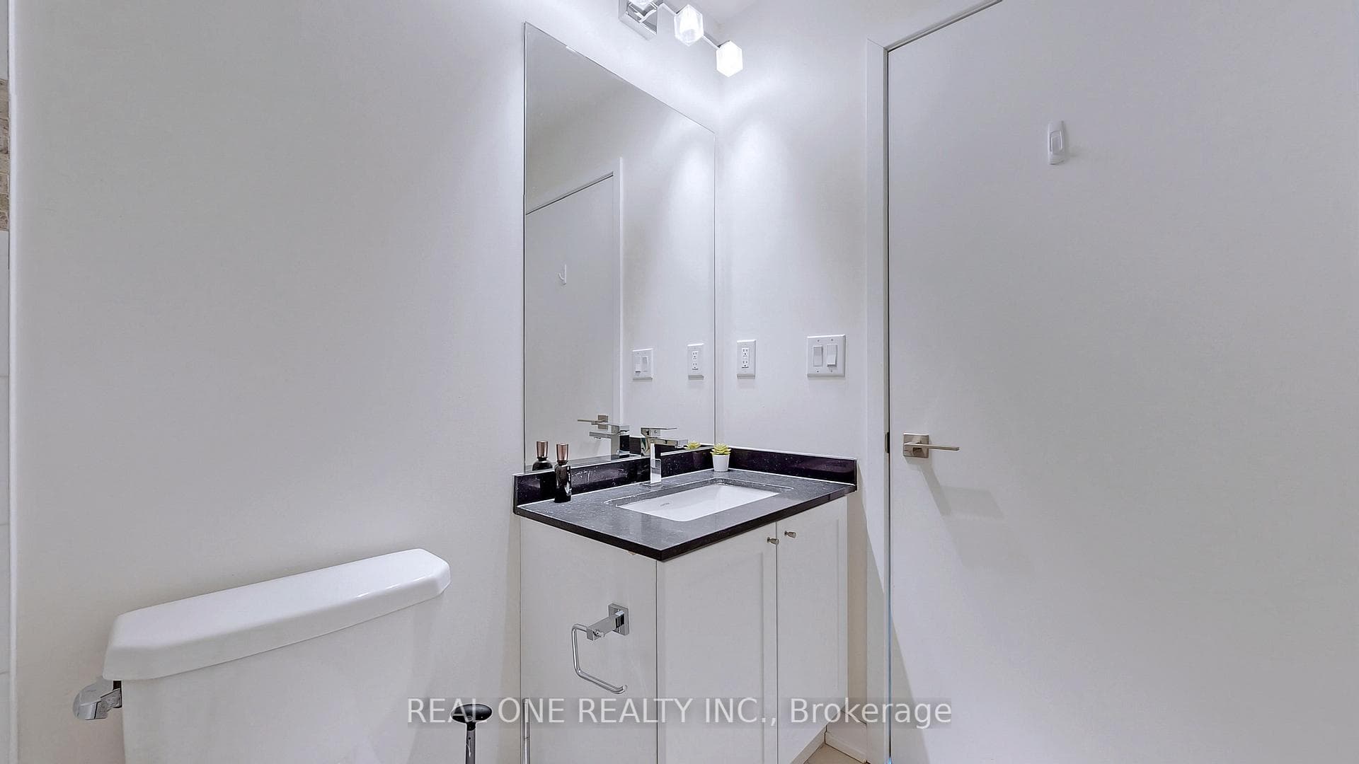 510 Curran Place Unit 2104 photo 26