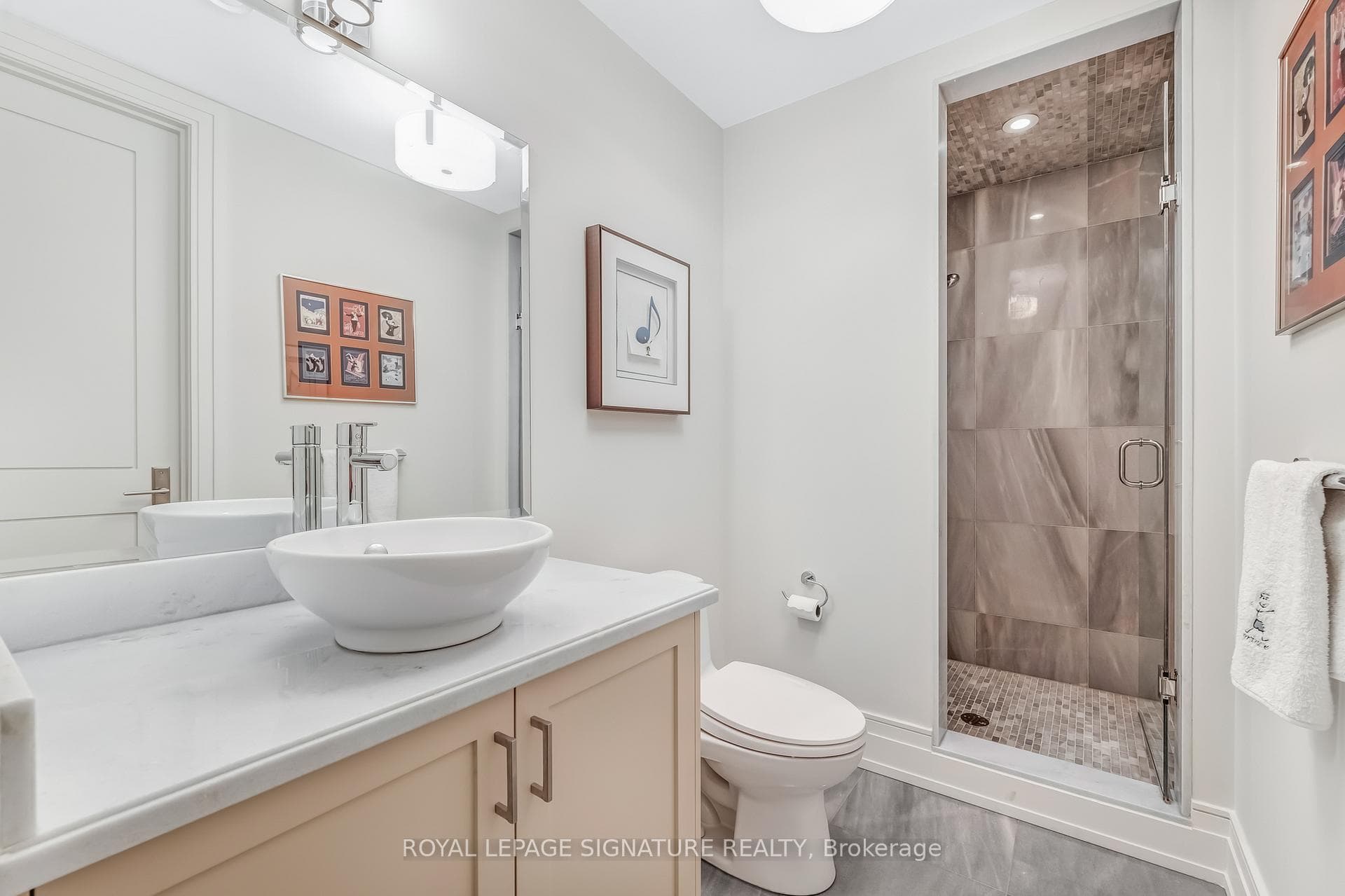 15 Delavan Avenue photo 28