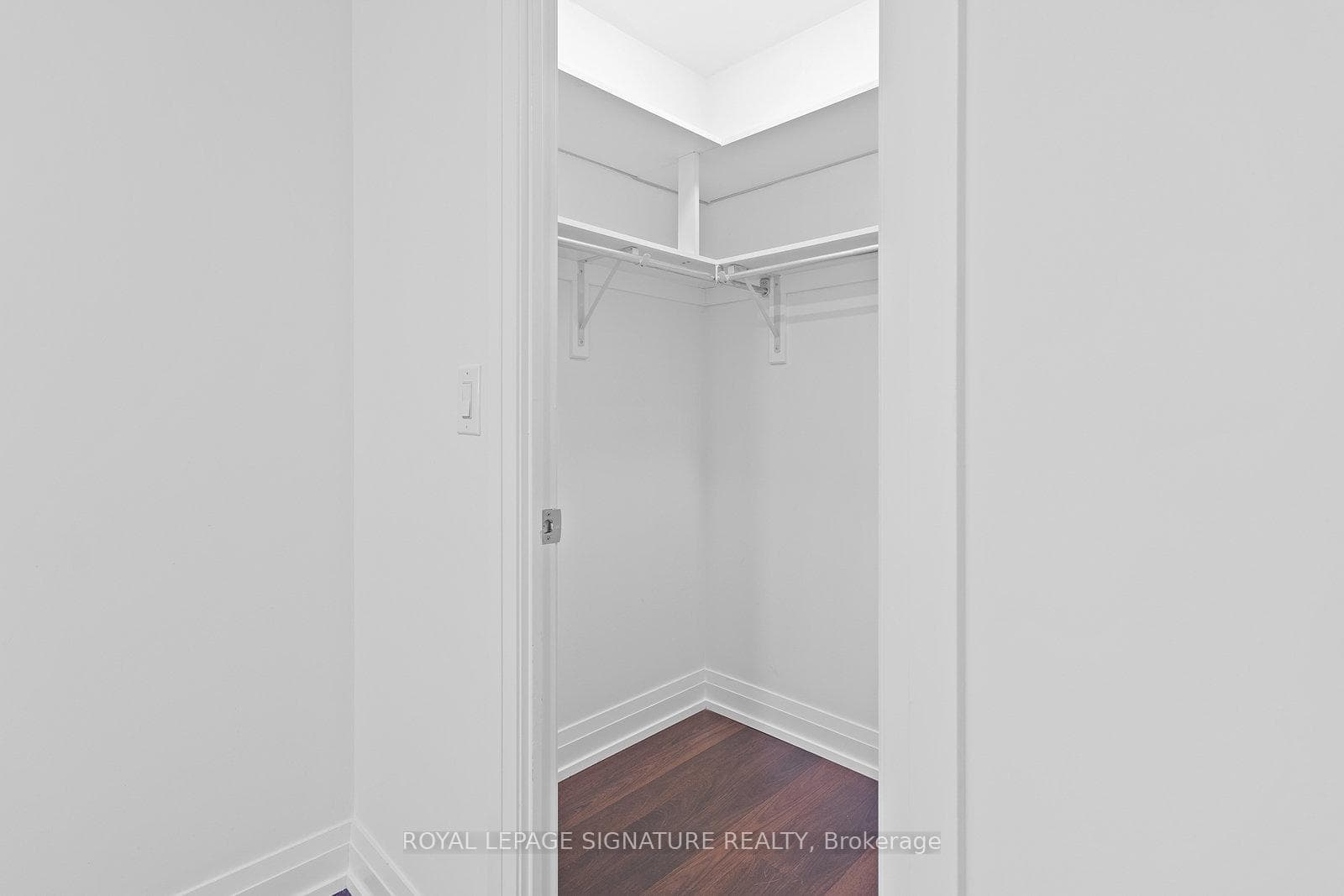 1060 Sheppard Avenue Unit 303 photo 14