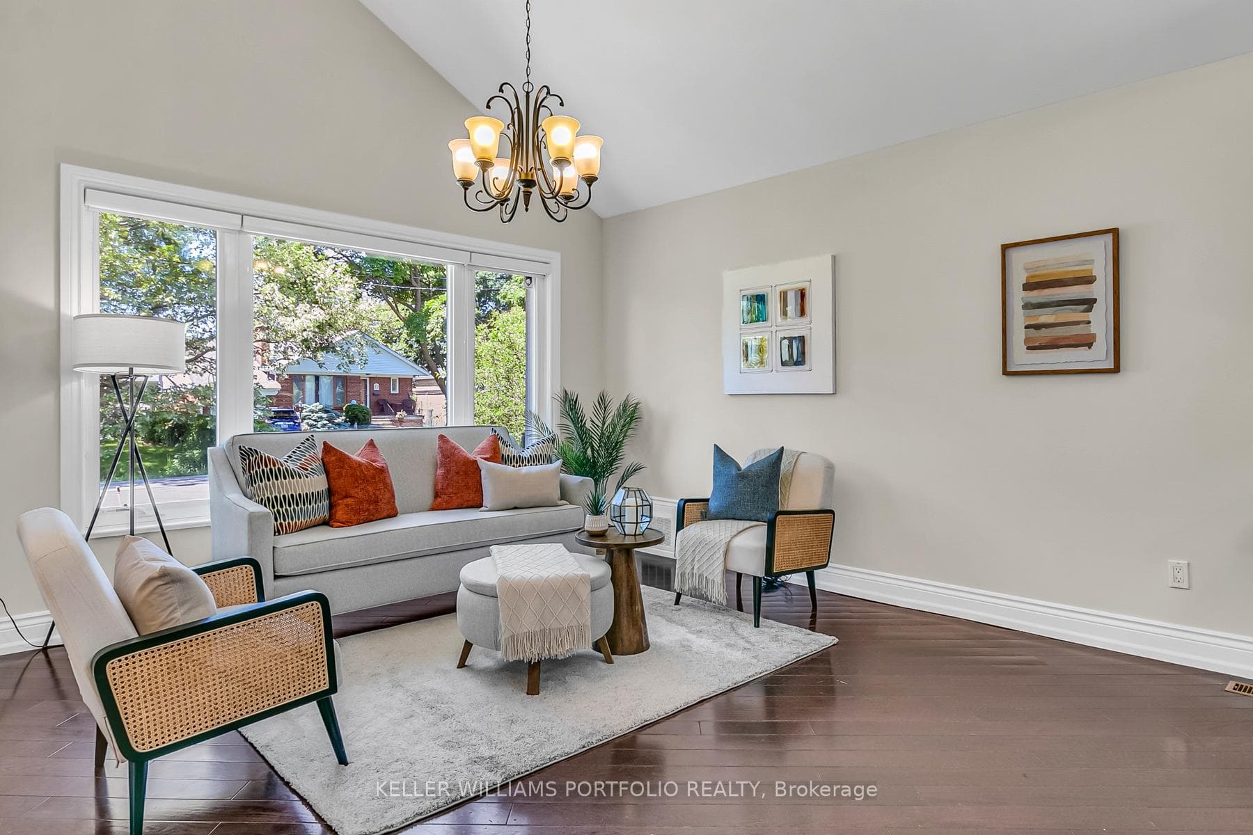19 Harjolyn Drive photo 4