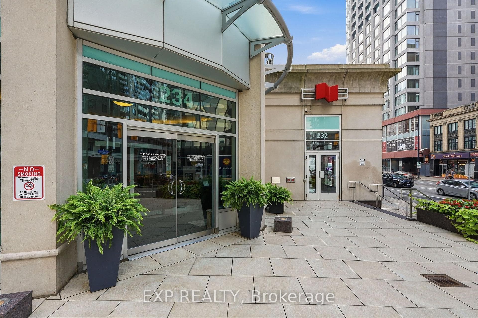 234 Rideau Street Unit 304 photo 2