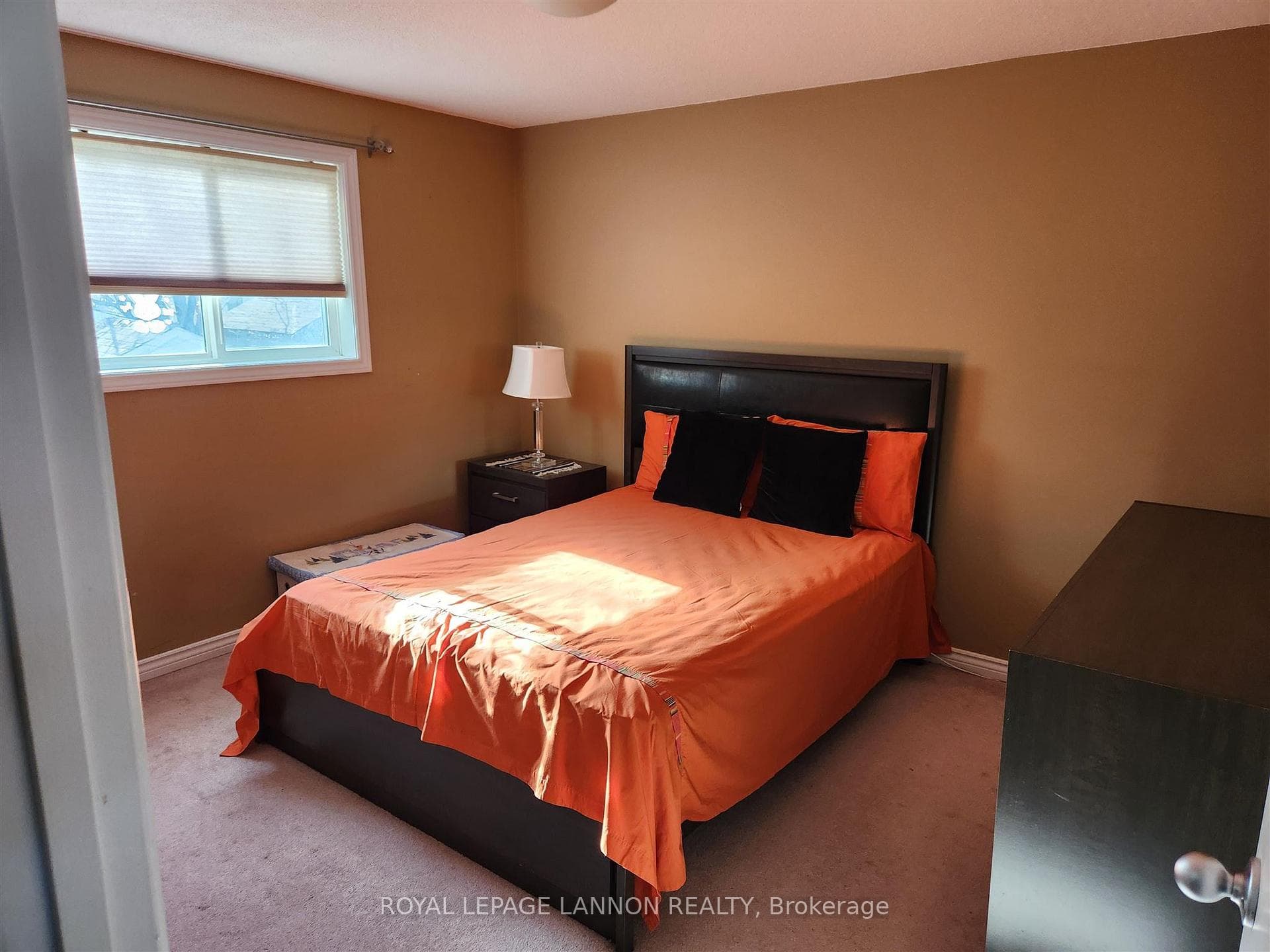 417 Valley Street photo 15