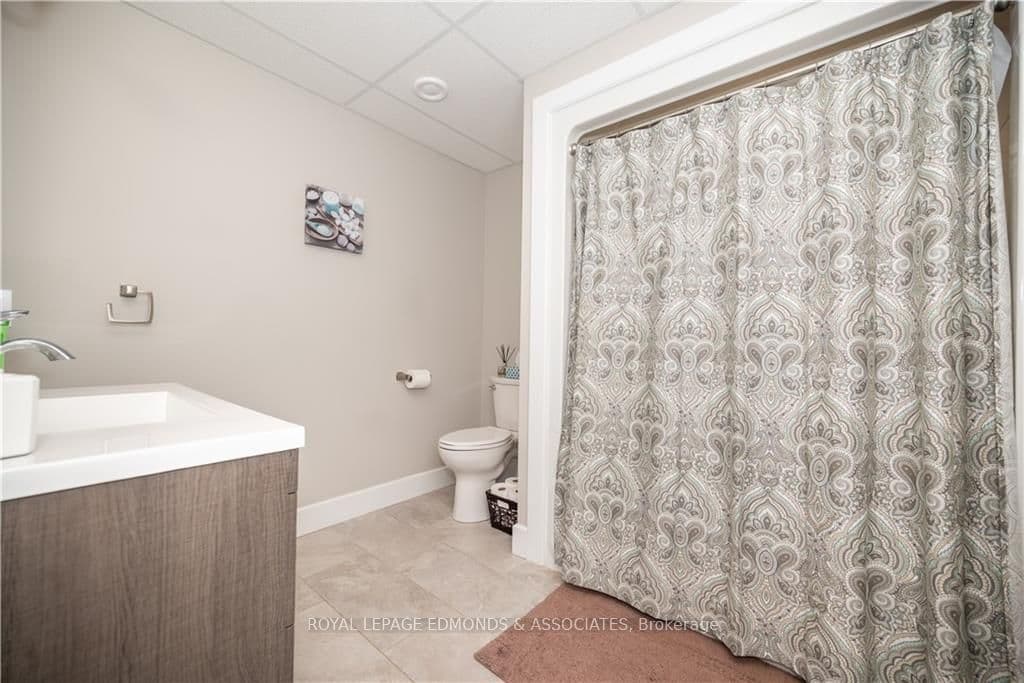 59 NOBLE Crescent photo 23