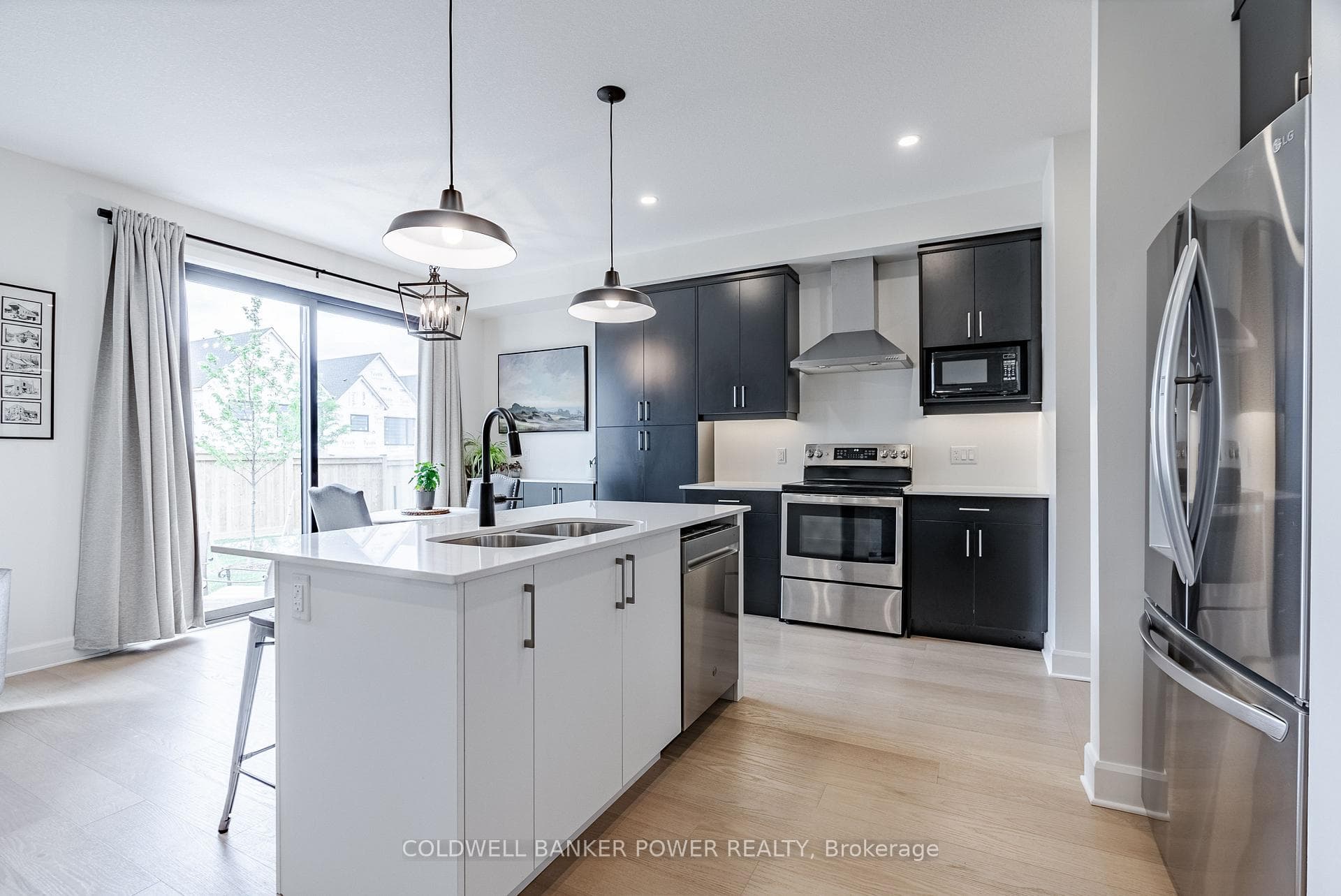 903 UPPERPOINT Avenue photo 5